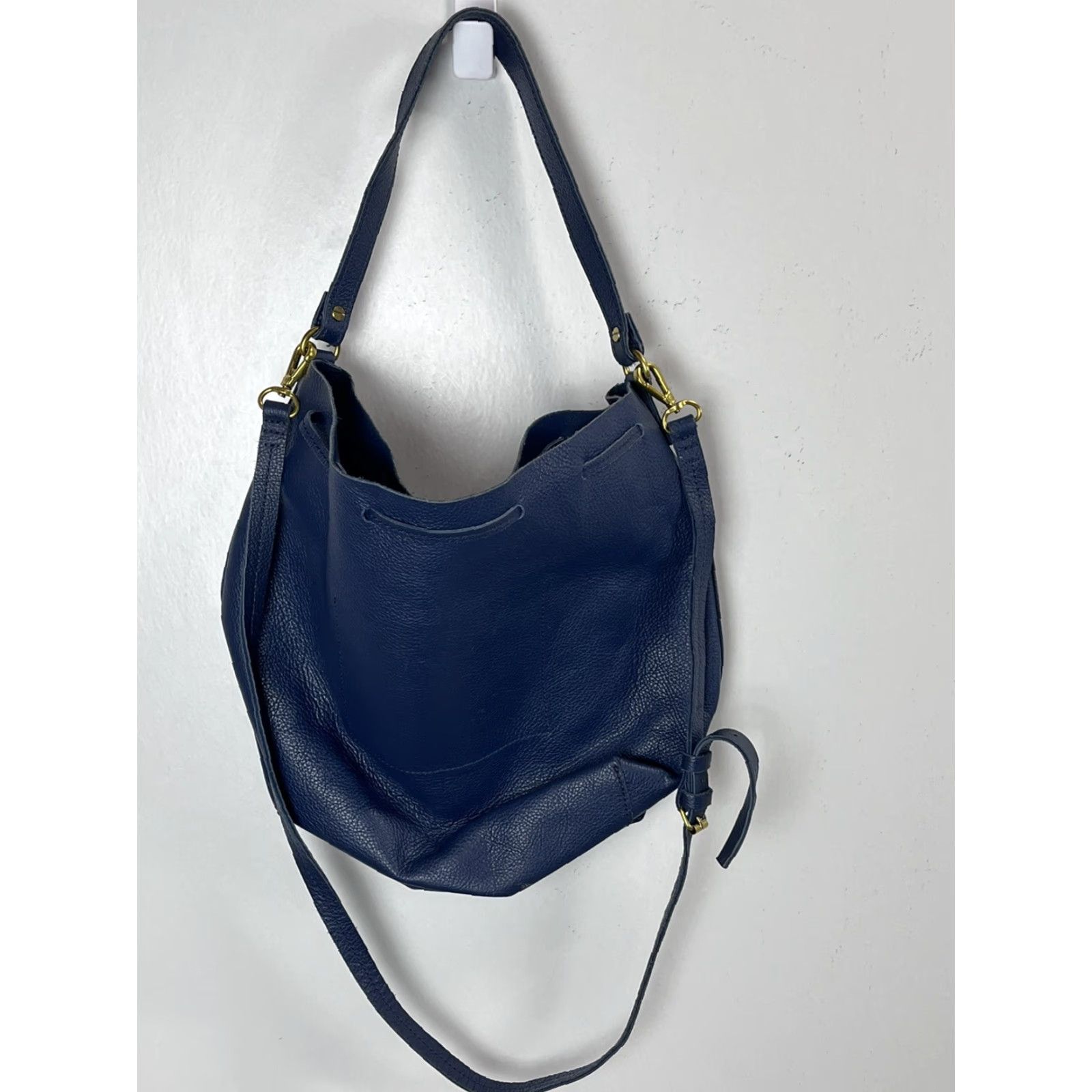 Vintage Mark & Graham Pebbled Leather Bucket Bag Women Navy Size ONE SIZE - 3 Thumbnail