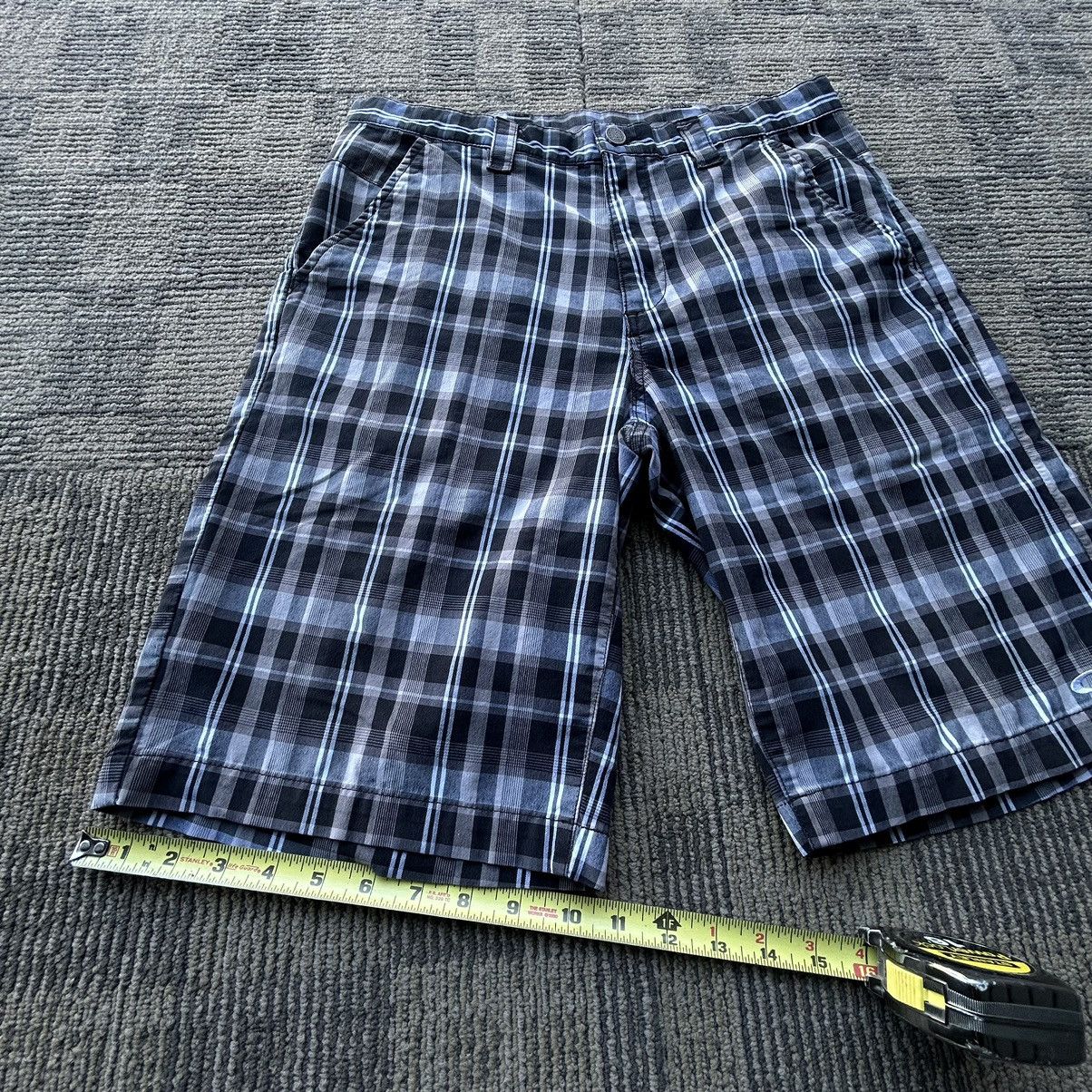 Oakley Vintage Oakley Plaid Striped Shorts Size US 31 - 5 Thumbnail
