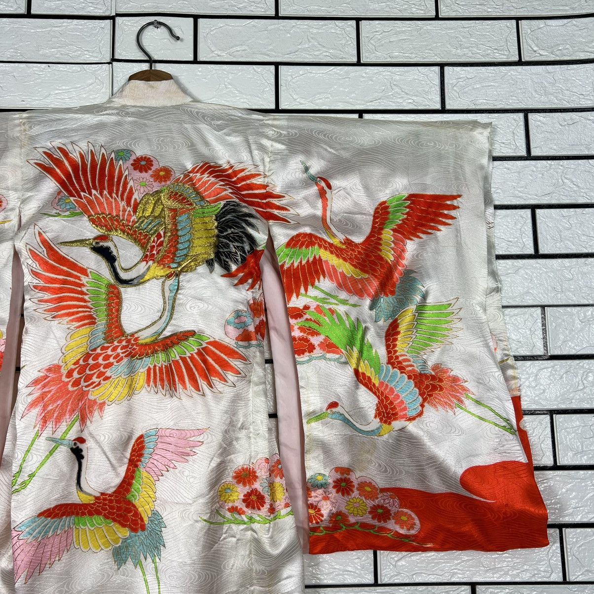 Japanese Brand Traditional Japan Kimono Embroidered Phoenix Logo #4190-C190 Size ONE SIZE - 5 Thumbnail