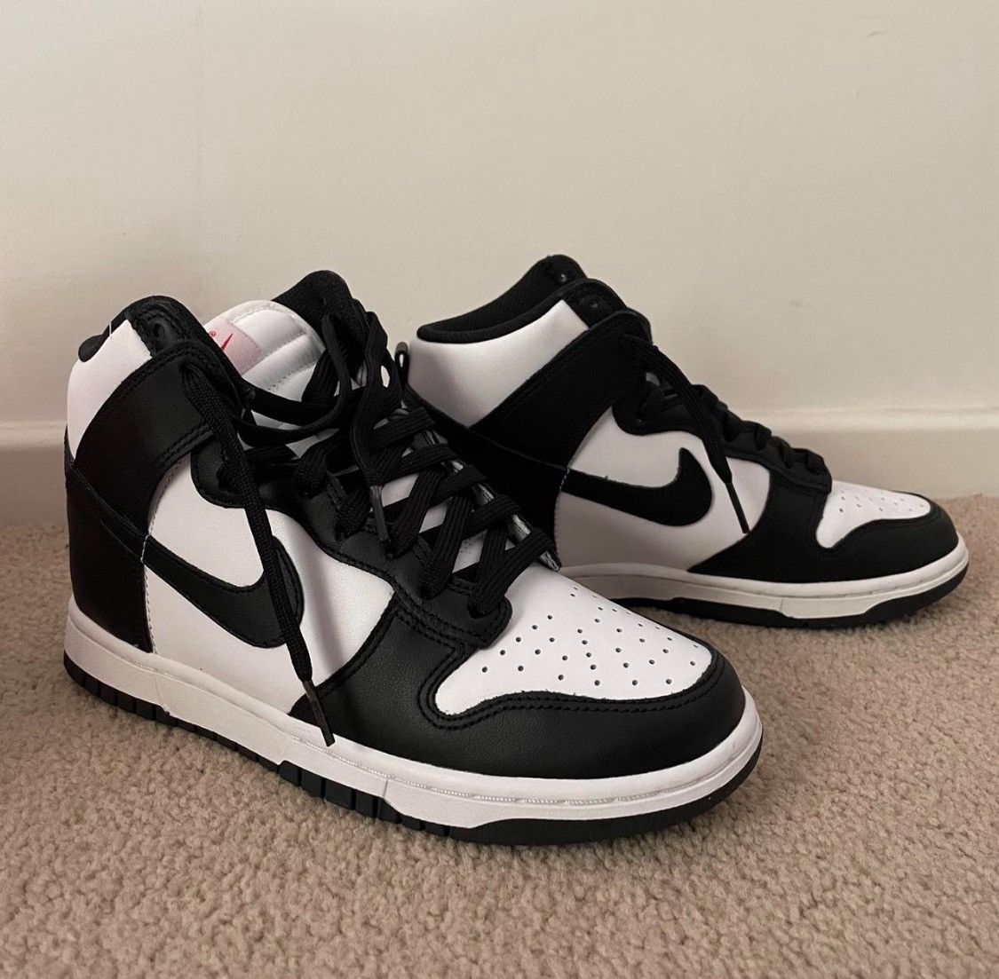 Nike Nike Dunk High Panda Size US 7 / IT 37 - 1 Thumbnail