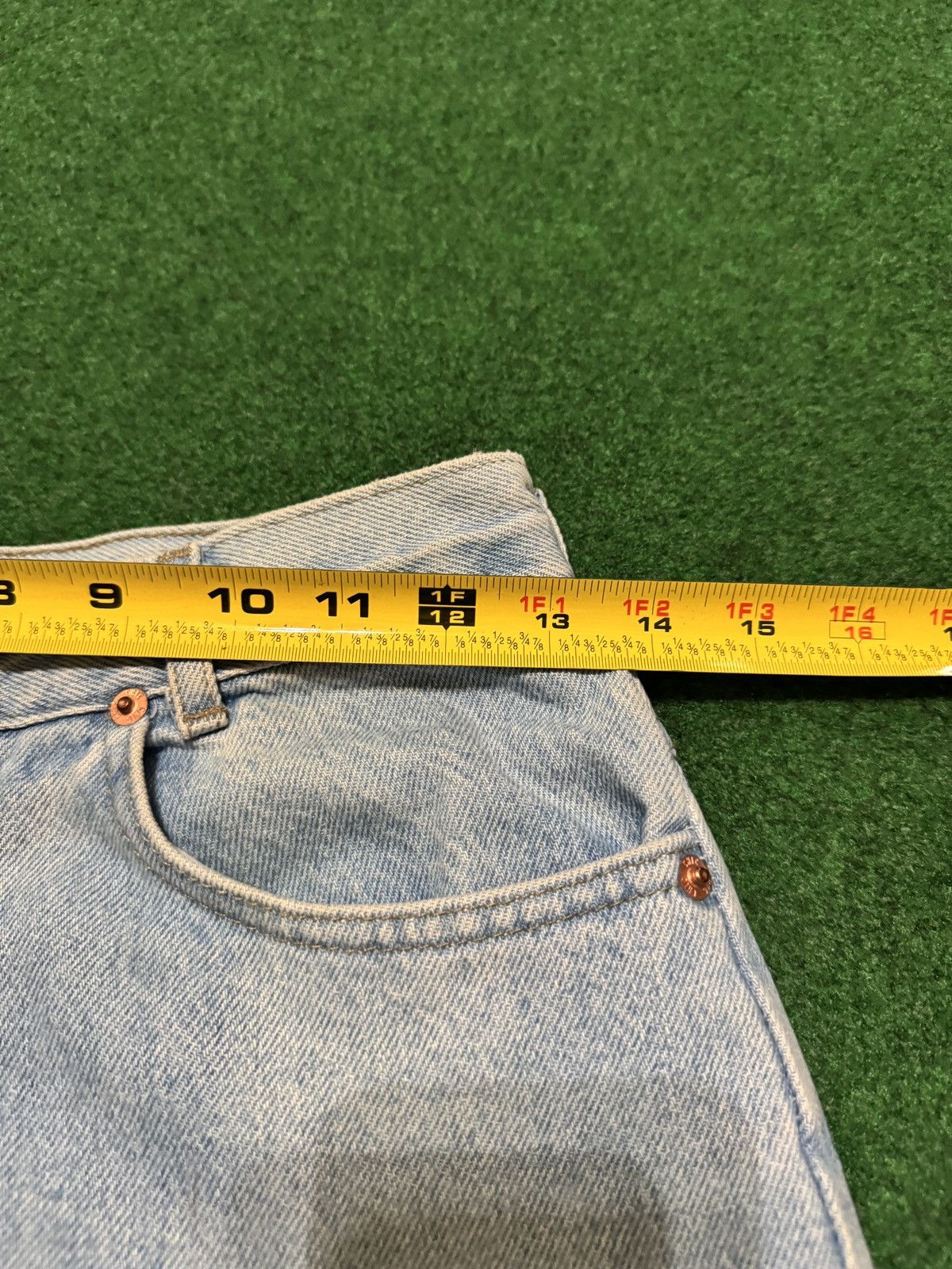 Vintage Vintage 90s High Waisted Mom Light Wash Jorts Denim Shorts Size 26" / US 2 / IT 38 - 3 Thumbnail