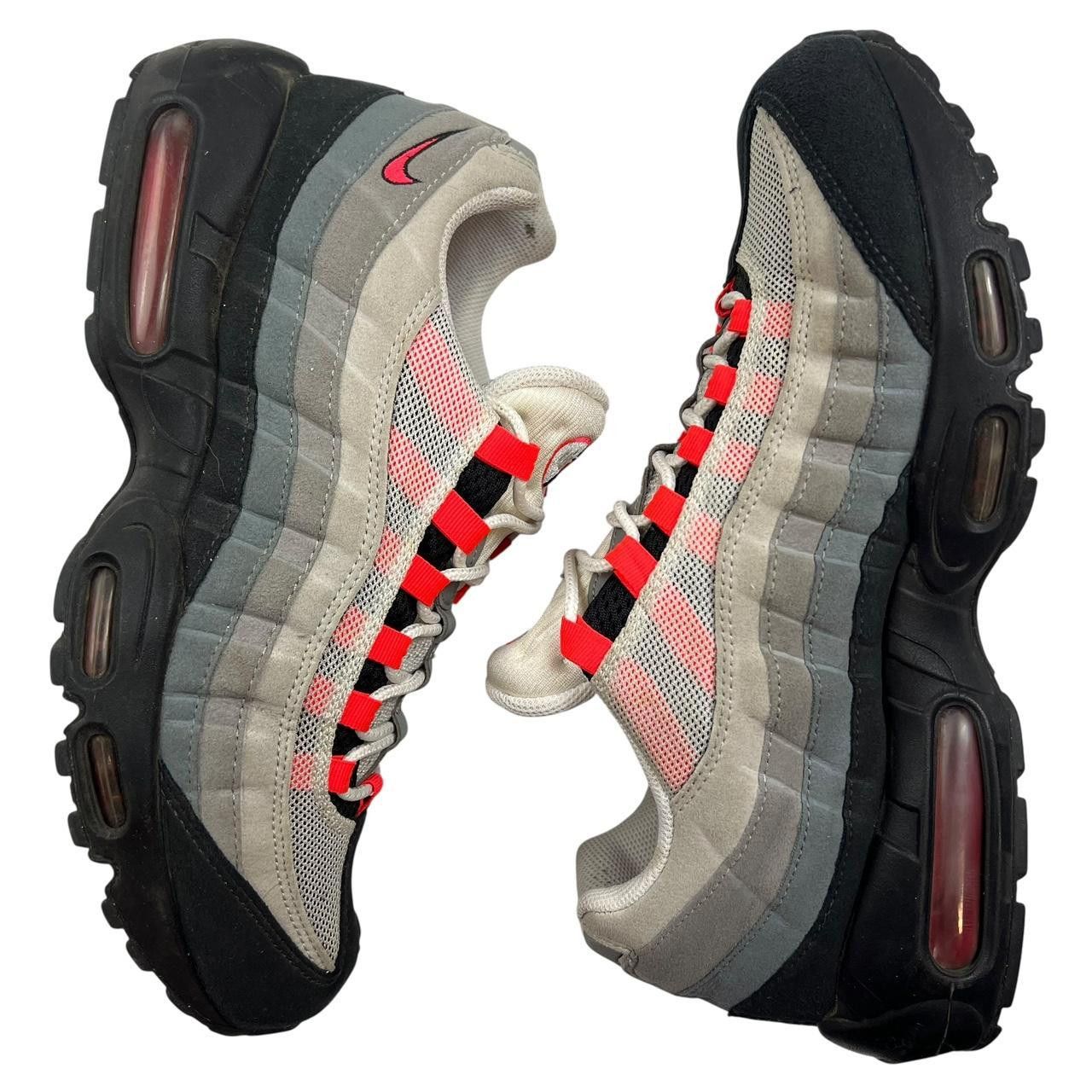 Nike Nike Air Max 95 OG Solar Red 2018 - Size US 11 / EU 45 Size US 11 / EU 44 - 3 Thumbnail