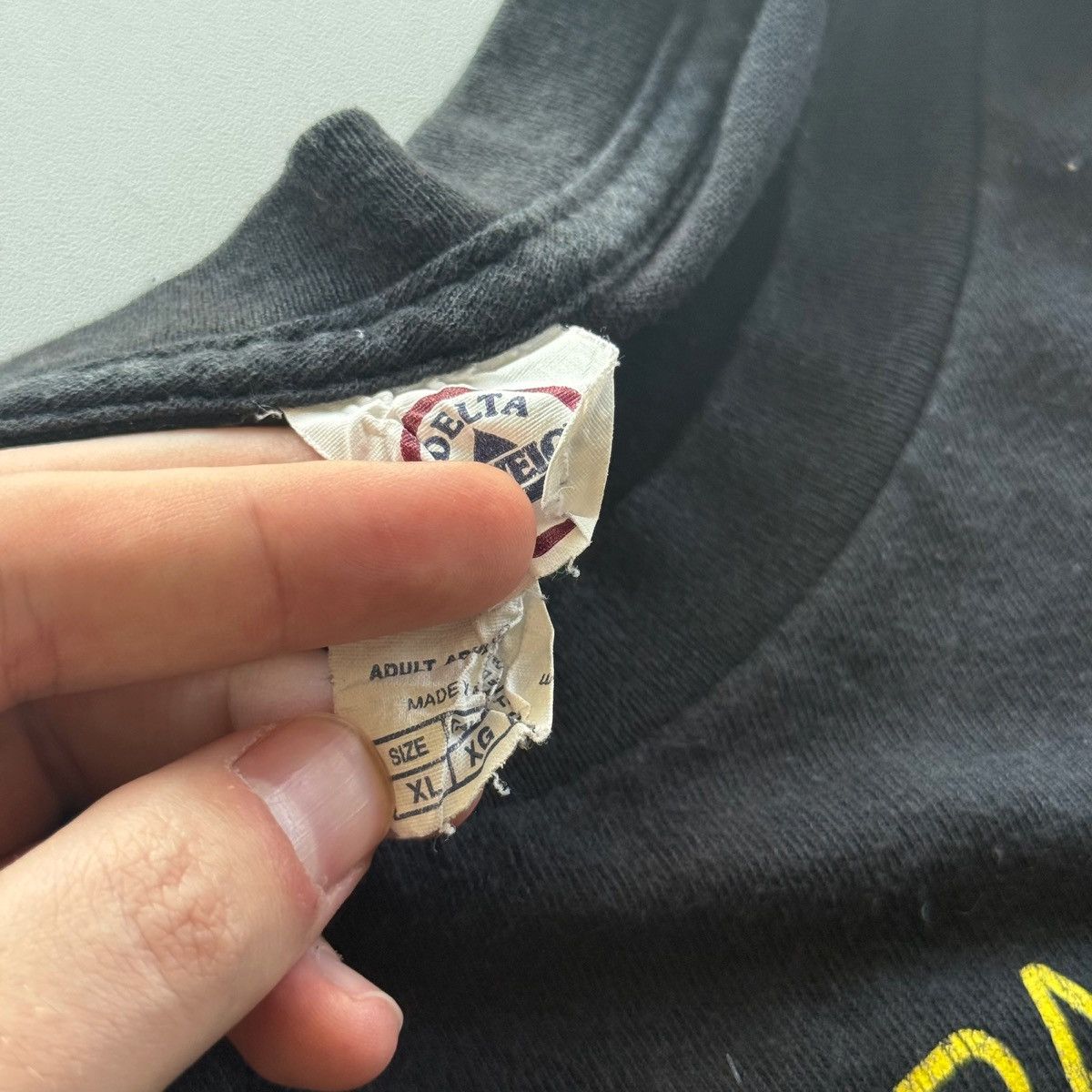 Vintage 2011 Vintage NASA Space Shuttle Program Tee Size US XL / EU 56 / 4 - 5 Thumbnail