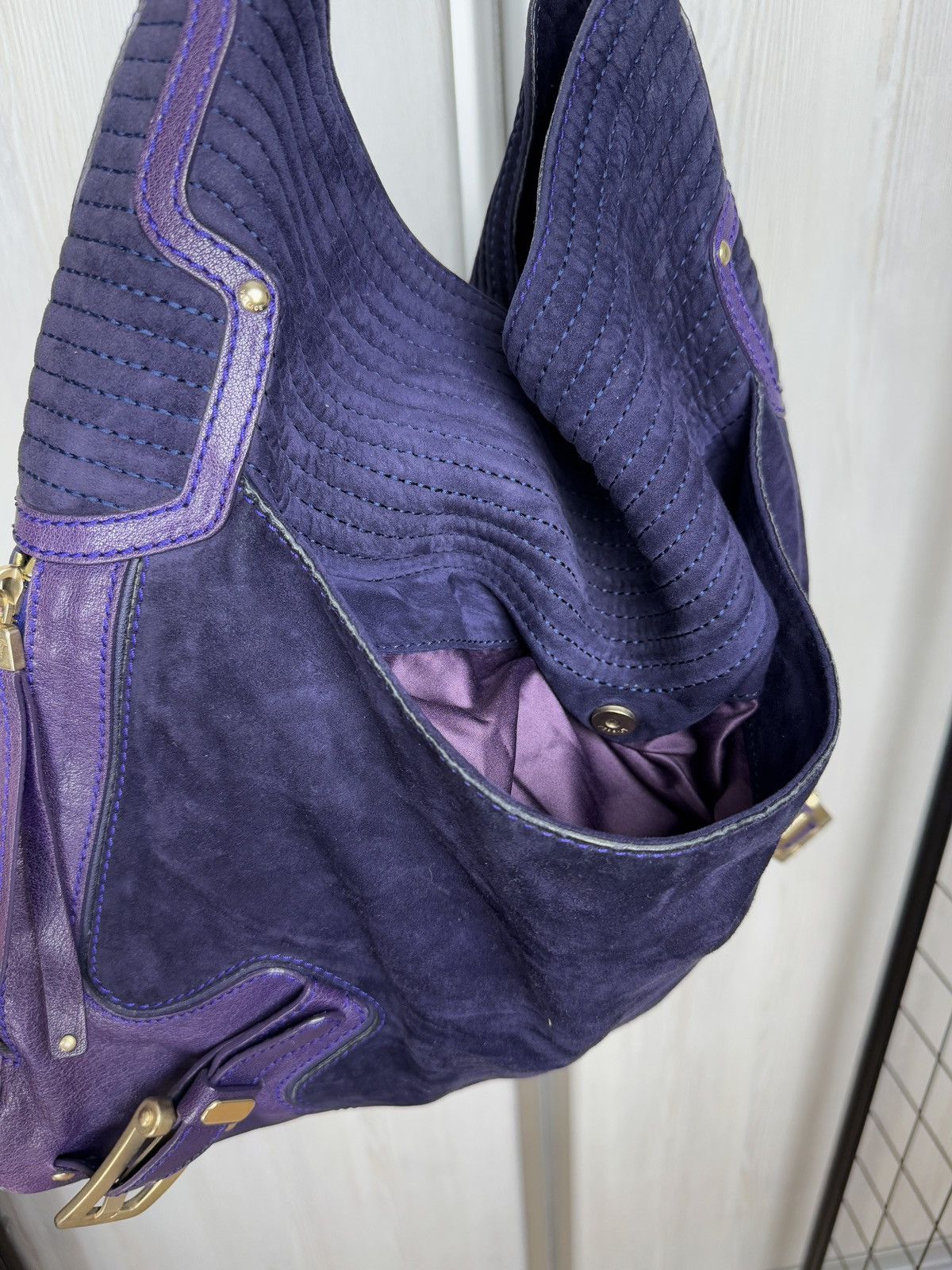 Versace Versace Made in Italy Suede leather hobo handle shoulder bag Size ONE SIZE - 14 Thumbnail