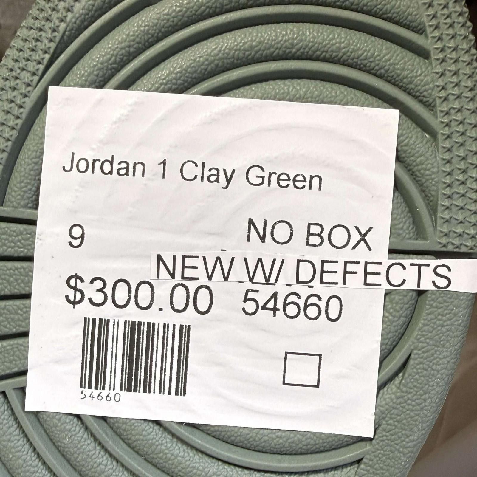 Jordan Brand Jordan 1 Clay Green US 9 New with Defects No Box 555088-135 Size US 9 / EU 42 - 8 Thumbnail