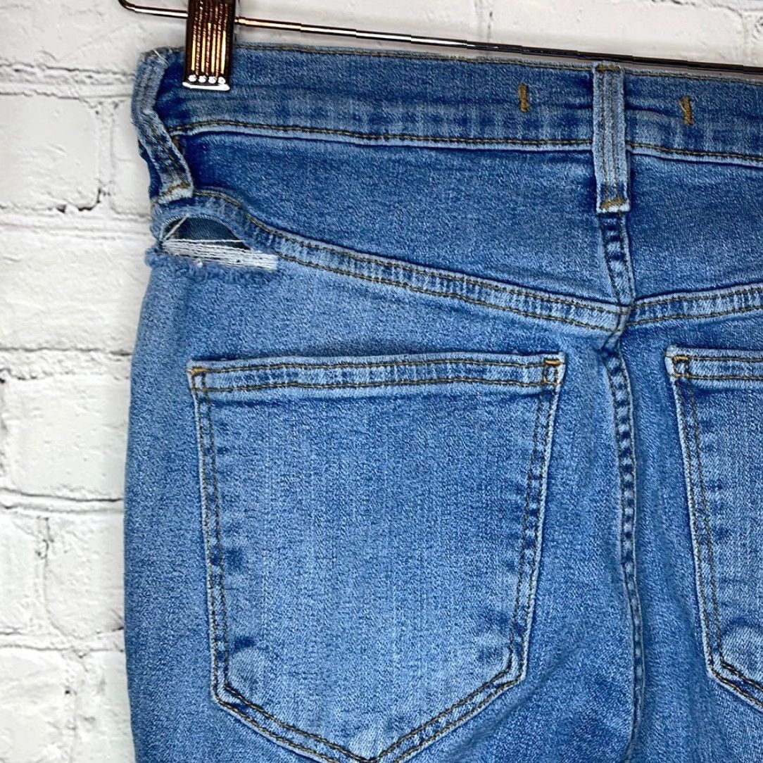 Free People VINTAGE Free People Jeans Women Light Wash Skinny 26S RIP ABOVE POCKET Blue 27” Inseam Womens Size 26" / US 2 / IT 38 - 4 Thumbnail