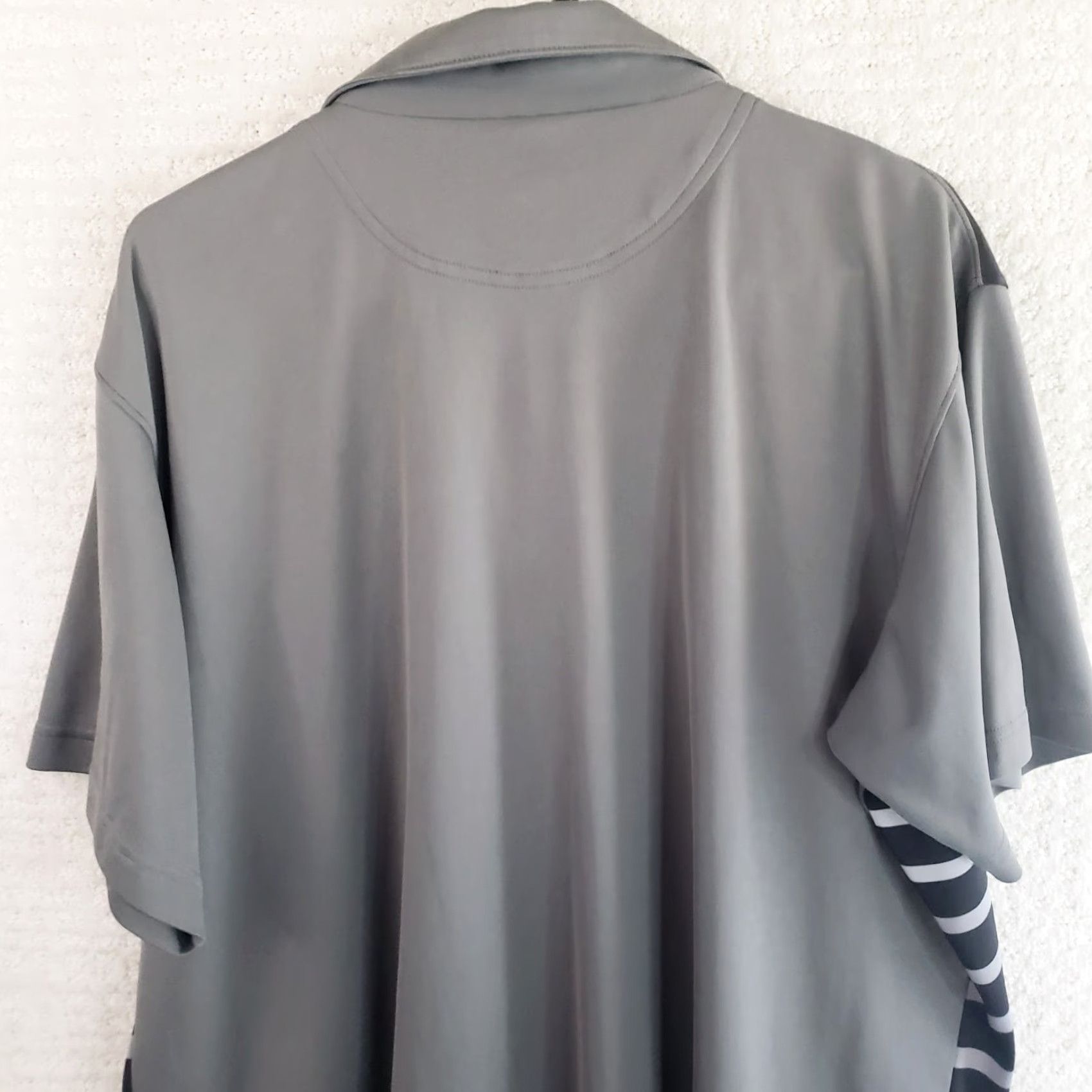 Vintage Columbia Golf Polo Shirt Mens XL Black Gray Striped Omni Wick Button Collar Stretch Casual Activewear Modern 90s Outdoor Sports Size US XL / EU 56 / 4 - 7 Thumbnail