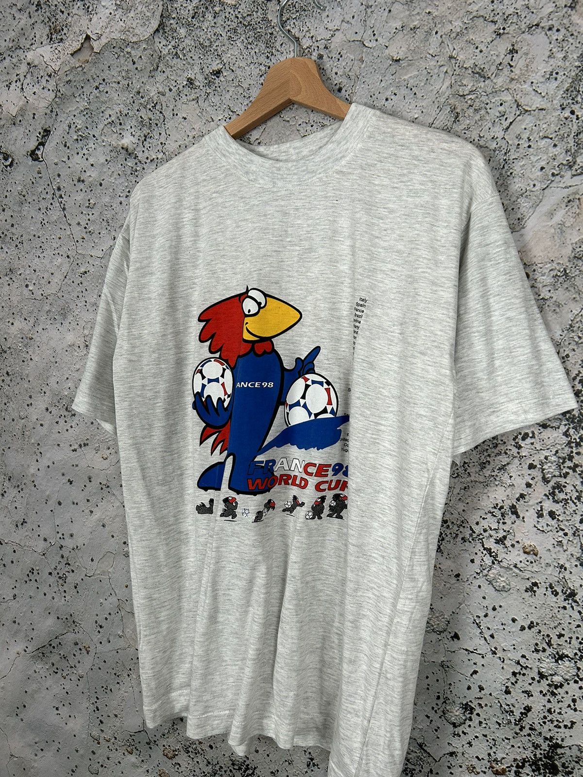 Vintage Vintage France 1998 World Cup Soccer Football Graphic Tee Size US L / EU 52-54 / 3 - 2 Thumbnail
