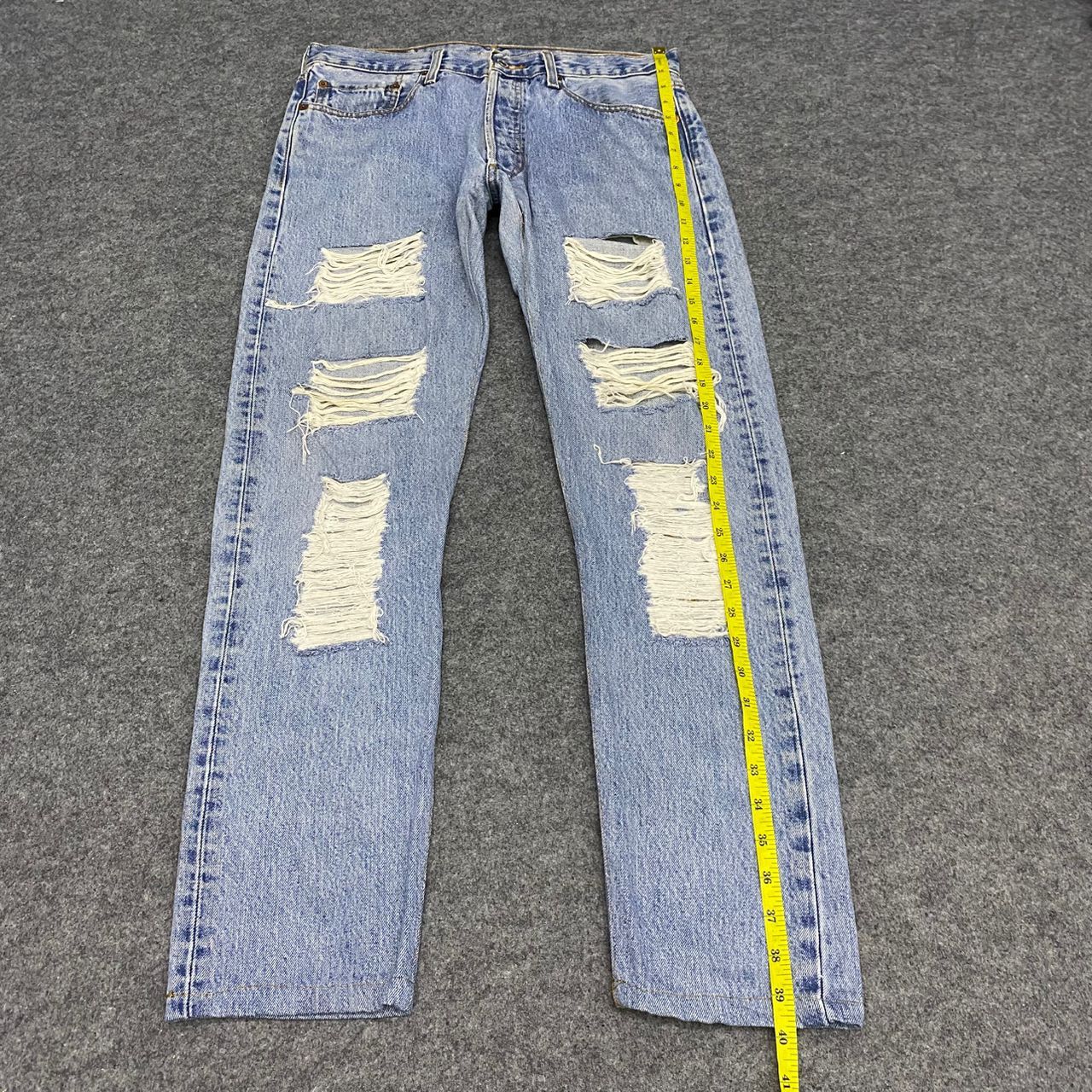 Levi's 💥Vintage Levis 501 Distressed denim Kurt Cobain Style Size US 32 / EU 48 - 3 Thumbnail