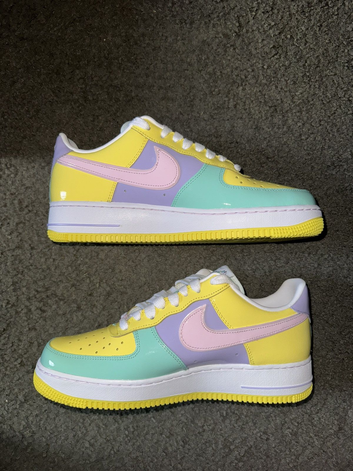 Nike (New) Nike Air Force 1 ‘07 “Easter” 2026 (9.5 Men’s) Size US 9.5 / EU 42-43 - 4 Thumbnail