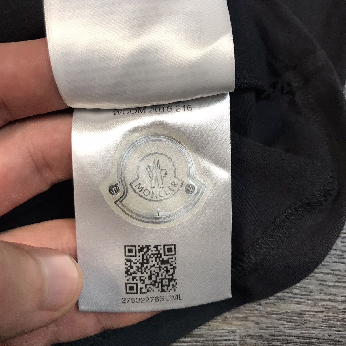 Moncler Moncler Big Logo Bear women sweatshirt long sleeve size Xs/S Size S / US 4 / IT 40 - 8 Thumbnail