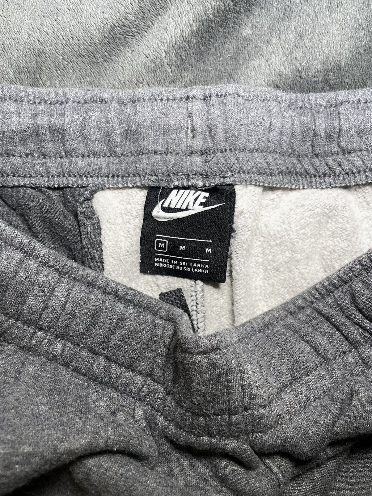 Nike Dark Grey Nike Sweats Size US 33 - 2 Thumbnail