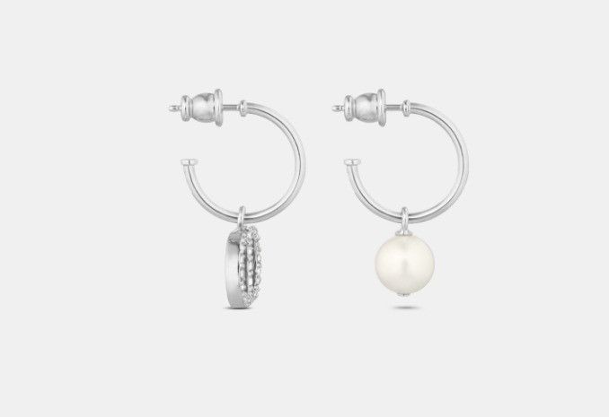 Dior o1w1db11224 Size: OS / Petit CD Earrings in Silver Size ONE SIZE - 2 Thumbnail