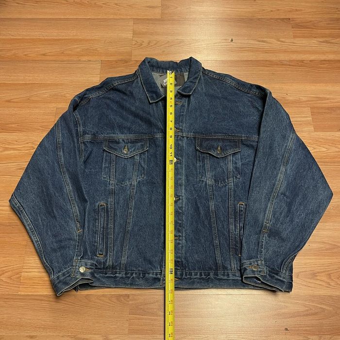 Friends nike jean hot sale jacket