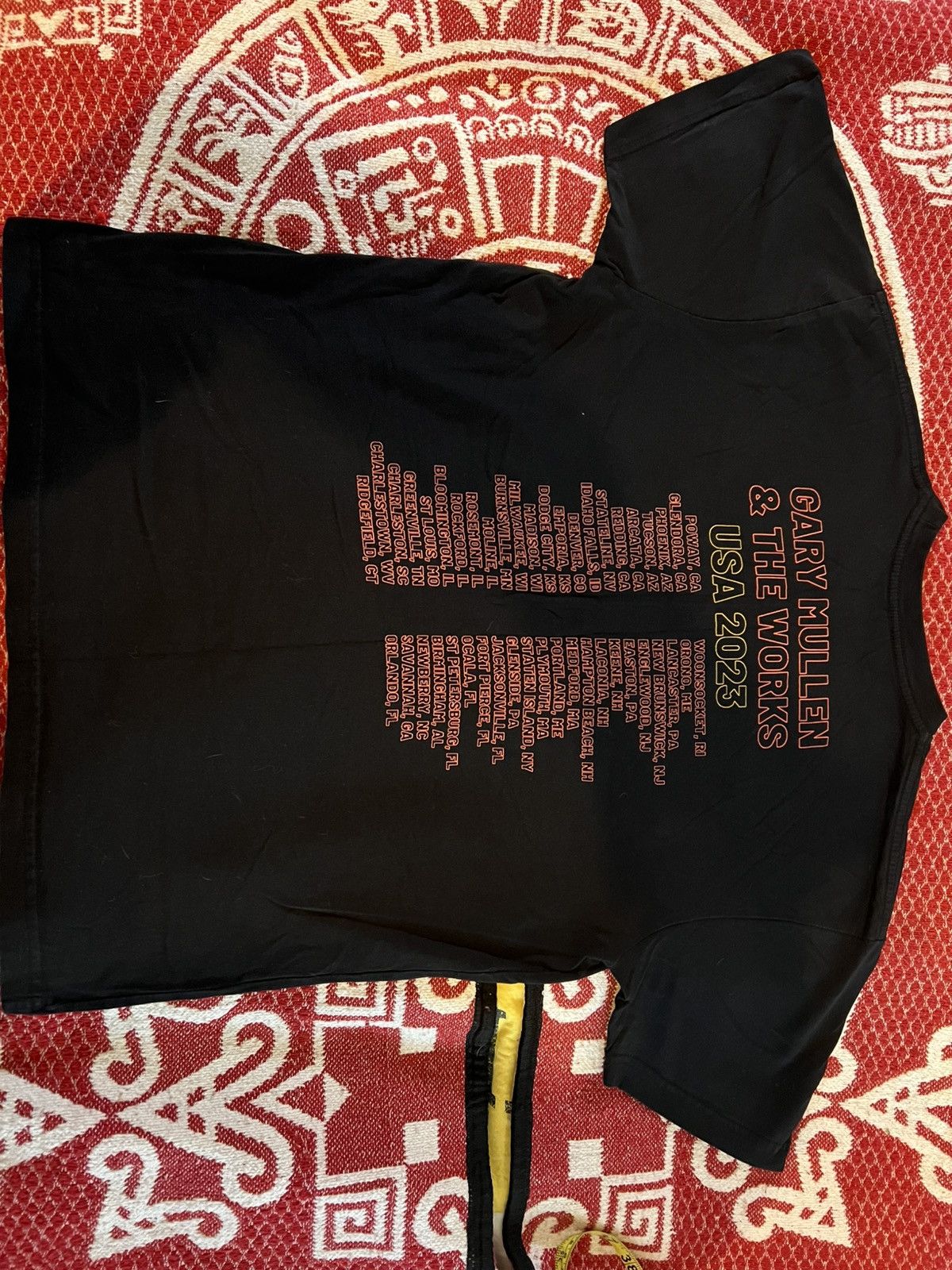 Band Tees × Vintage “One Night of Queen” band tee Size US L / EU 52-54 / 3 - 2 Thumbnail