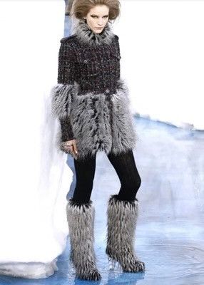 Chanel Chanel - FW2010 - Faux Fur Fantasy -Yeti Boots -Icicle Heels Size US 7 / IT 37 - 21 Thumbnail