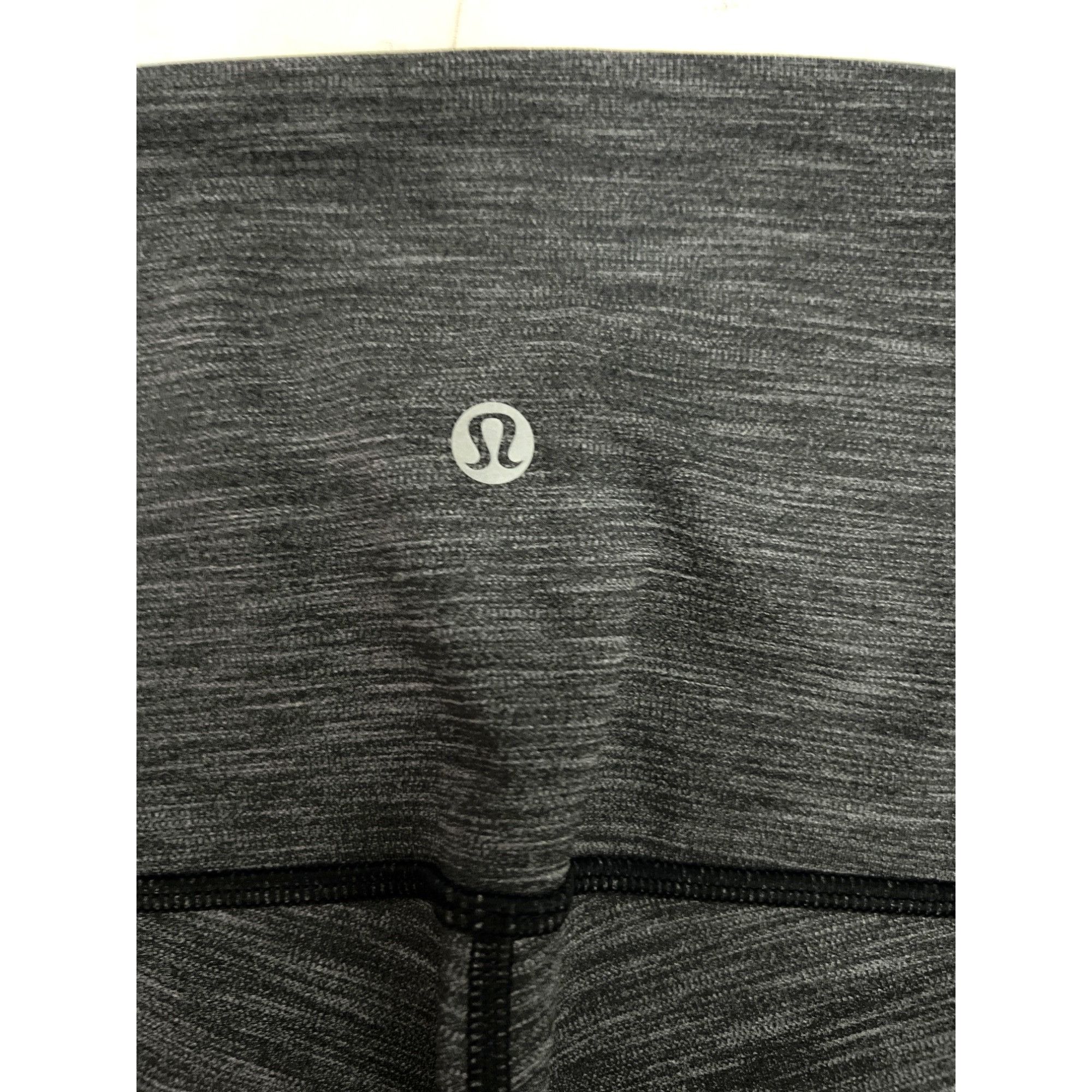 Lululemon Lululemon Womens Wunder Under Crop Luon Ripple Heather Black Size 26" / US 2 / IT 38 - 8 Thumbnail