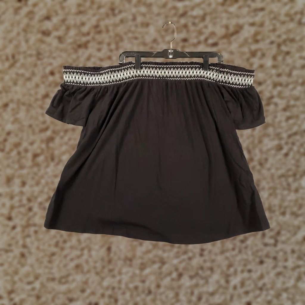 Torrid Torrid Blouse Knit Off The Shoulder Embroidered 2X Black Womens Tunic Top NWT Size XXL / US 16-18 / IT 52-54 - 1 Thumbnail