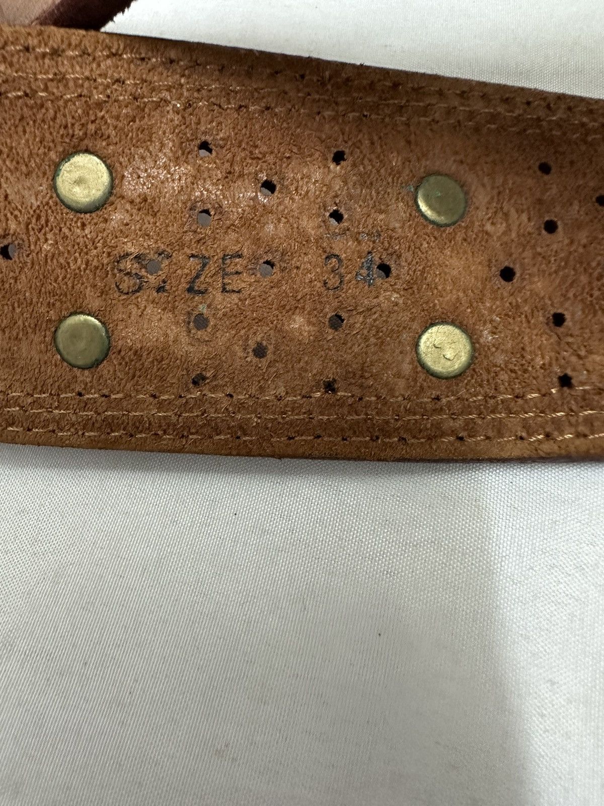 If Six Was Nine Genuine Leather Energie Stud Belt Size 34 - 6 Thumbnail