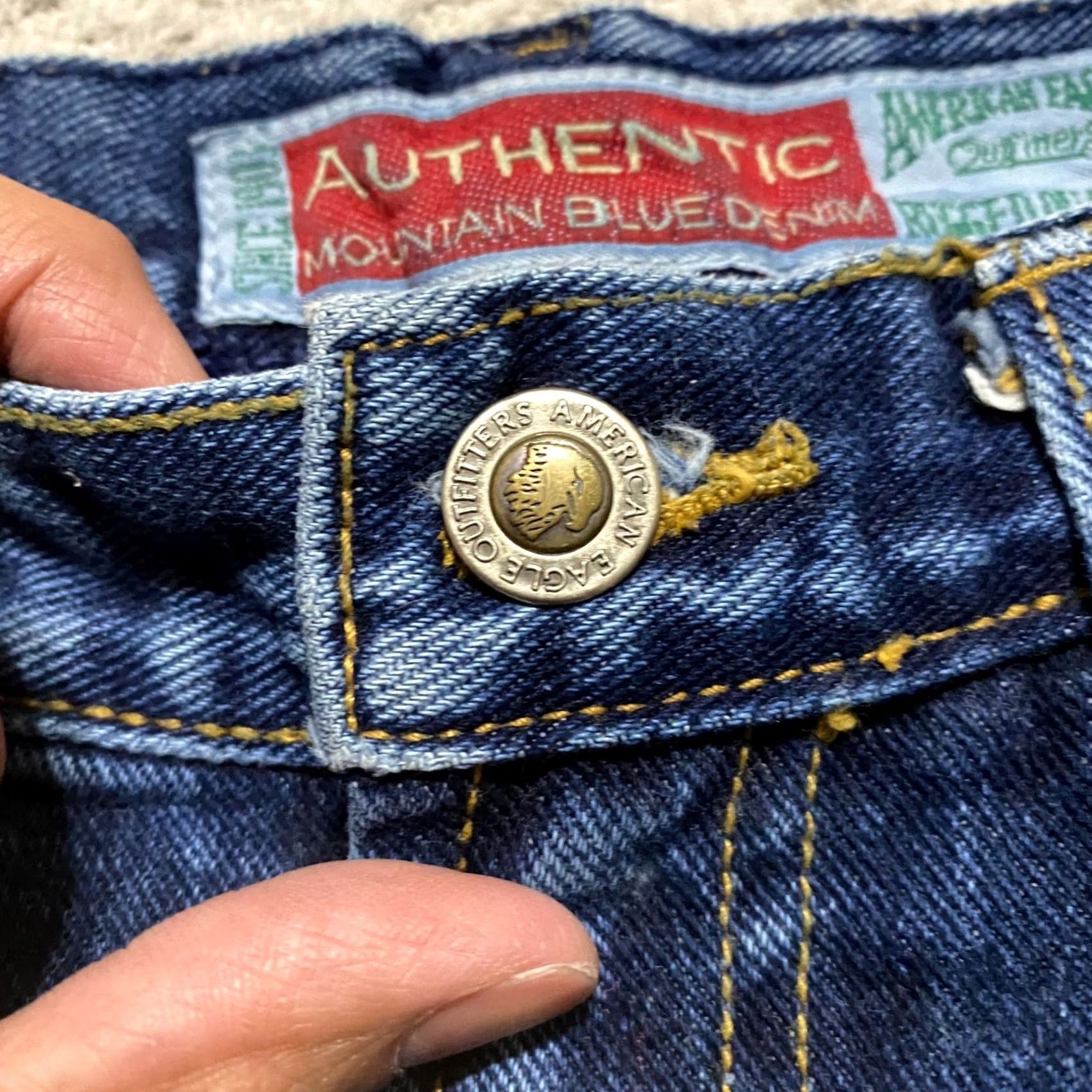 American Eagle Outfitters VINTAGE American Eagle Jeans Mens 30x32 Blue Denim Medium Wash Straight Mid Rise Jeans Size US 30 / EU 46 - 4 Thumbnail