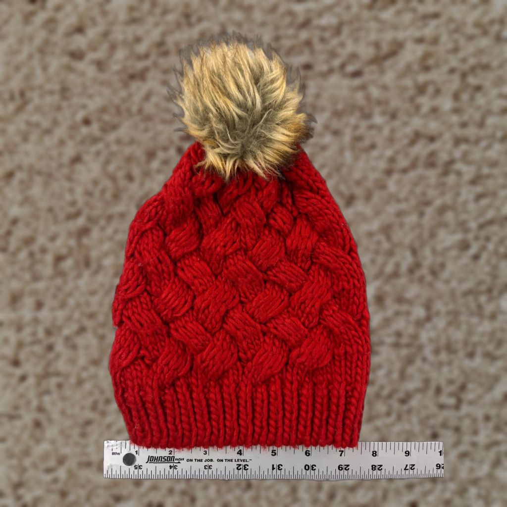 Vintage Berkshire Fashions Beanie One Size Red Knit Acrylic Blend Faux Fur Pom Toque Weave Outdoor Ski Womens Size ONE SIZE - 1 Thumbnail