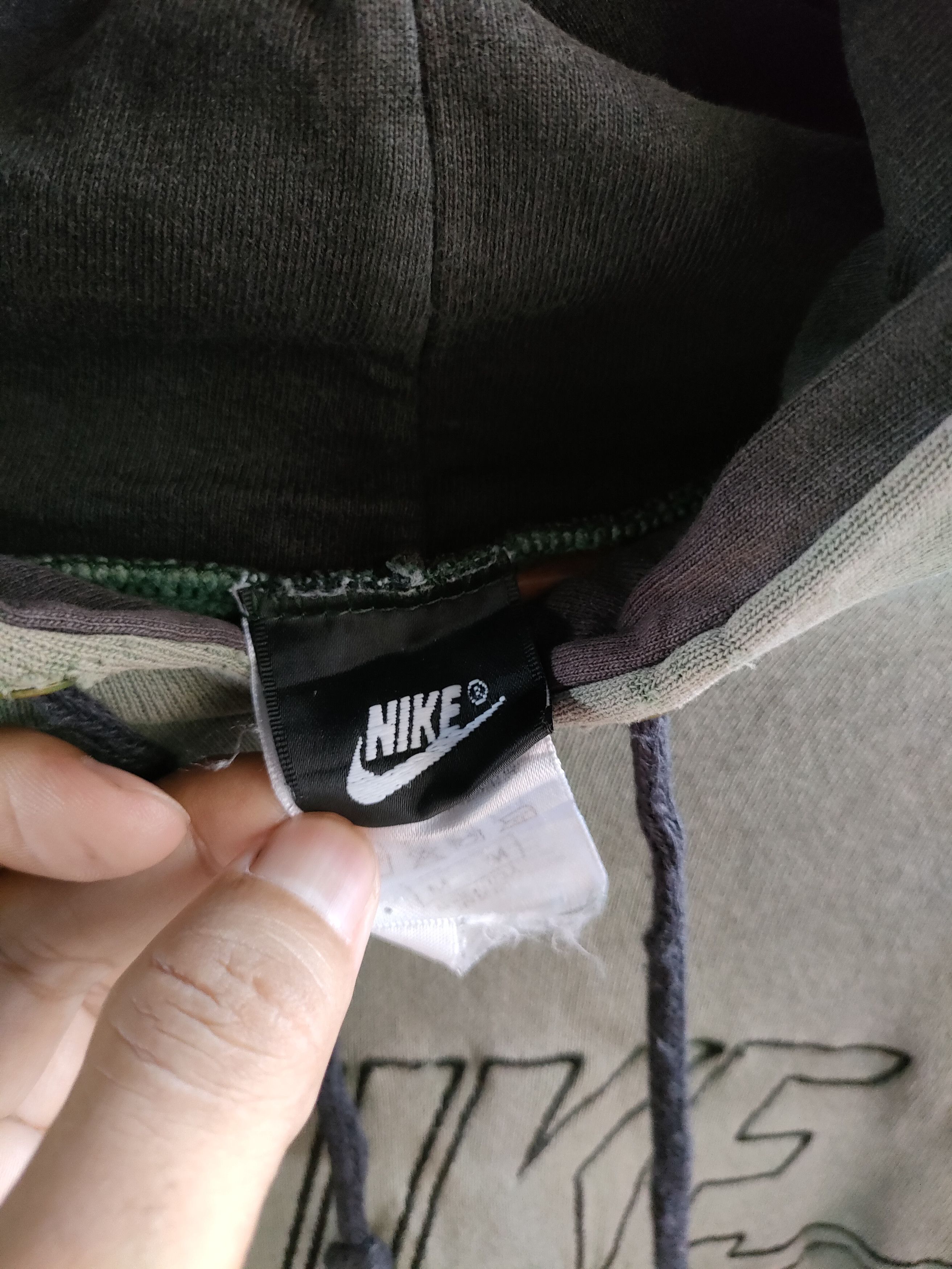 If Six Was Nine × Nike × Vintage Vintage Distressed Nike Hoodie Size US L / EU 52-54 / 3 - 8 Thumbnail