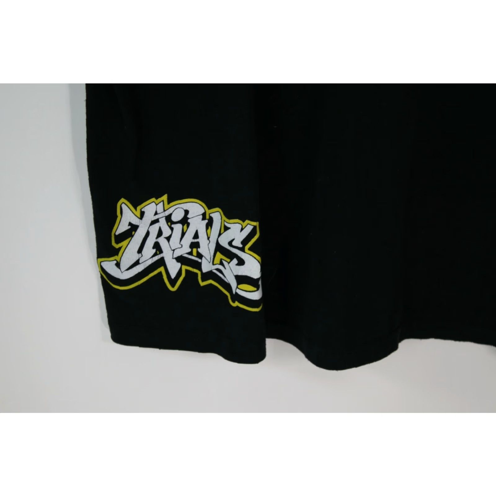 Vintage VINTAGE MMA T Shirt Mens L Black Short Sleeves 2 Sided Graphic Print | MMA | Graphic Tee | Black | Short Sleeve | Crew Neck Size US L / EU 52-54 / 3 - 4 Thumbnail
