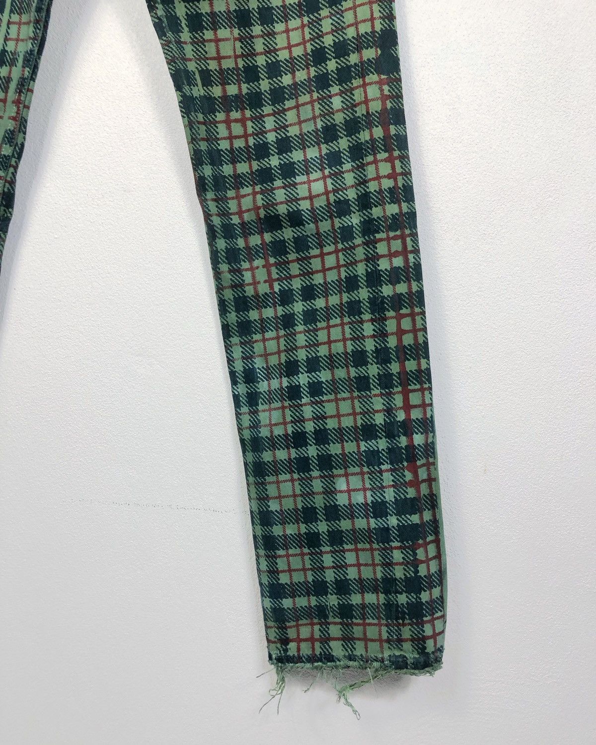 Levi's Vintage Distressed Levi's 501 X Vortex OVP Jeans Made in USA Size US 31 - 6 Thumbnail