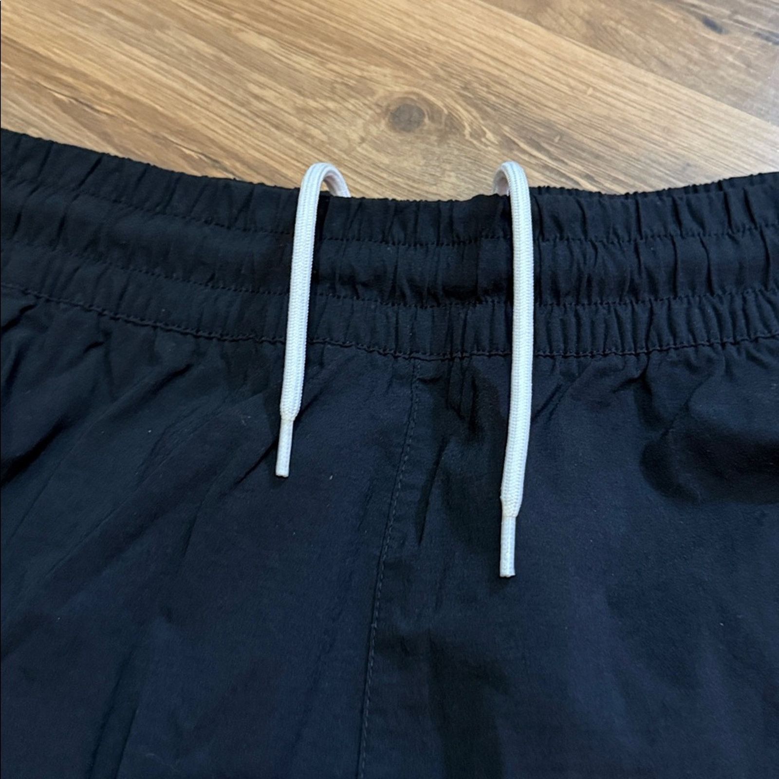 Nike Nike Shorts Size US 30 / EU 46 - 2 Thumbnail