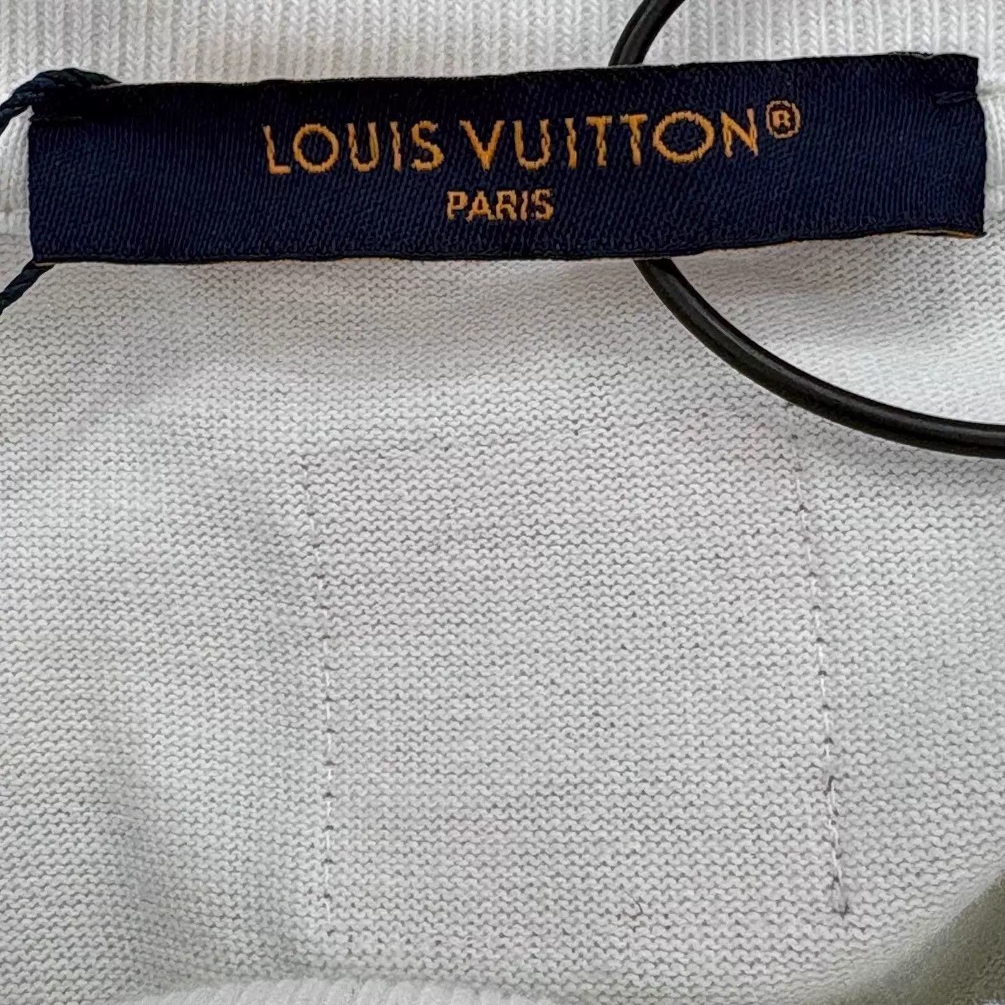 Louis Vuitton LV White Sequin Beaded Embellished T-shirt L New Size US L / EU 52-54 / 3 - 3 Thumbnail