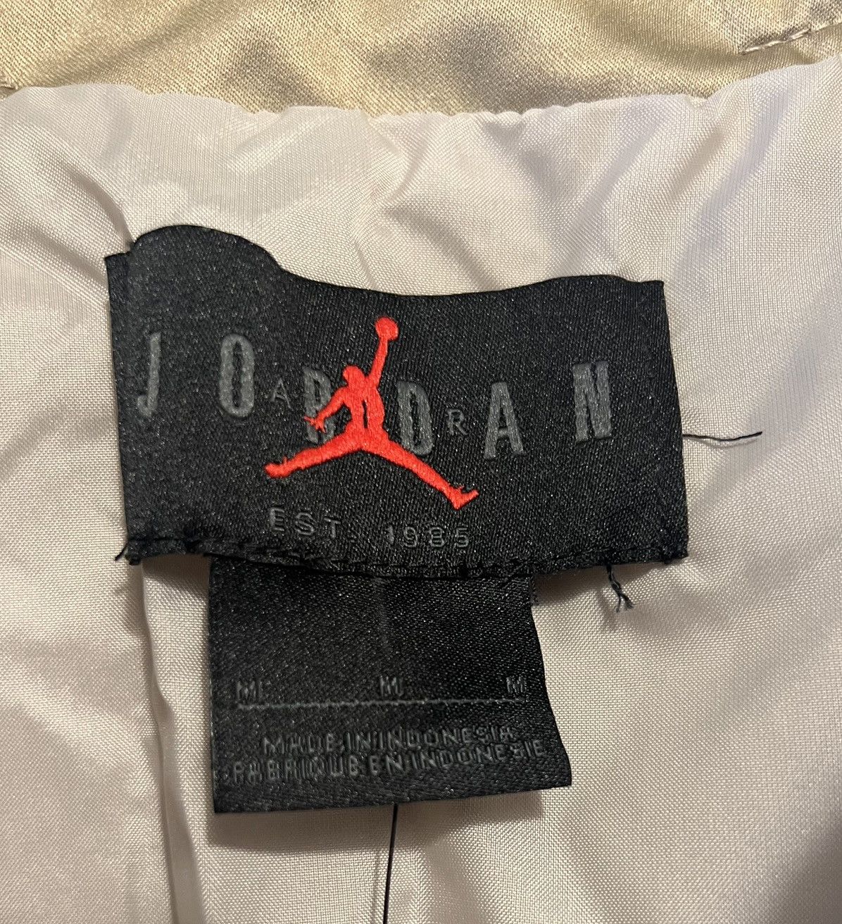 Jordan Brand Authentic Jordan New Classics Capsule women’s dress khaki M Size M / US 6-8 / IT 42-44 - 5 Thumbnail