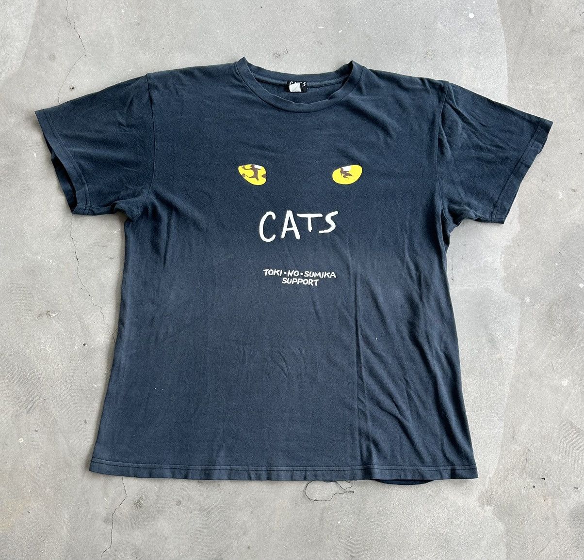 Vintage VINTAGE CATS MUSICAL DISTRESSED TEE Size US L / EU 52-54 / 3 - 1 Thumbnail