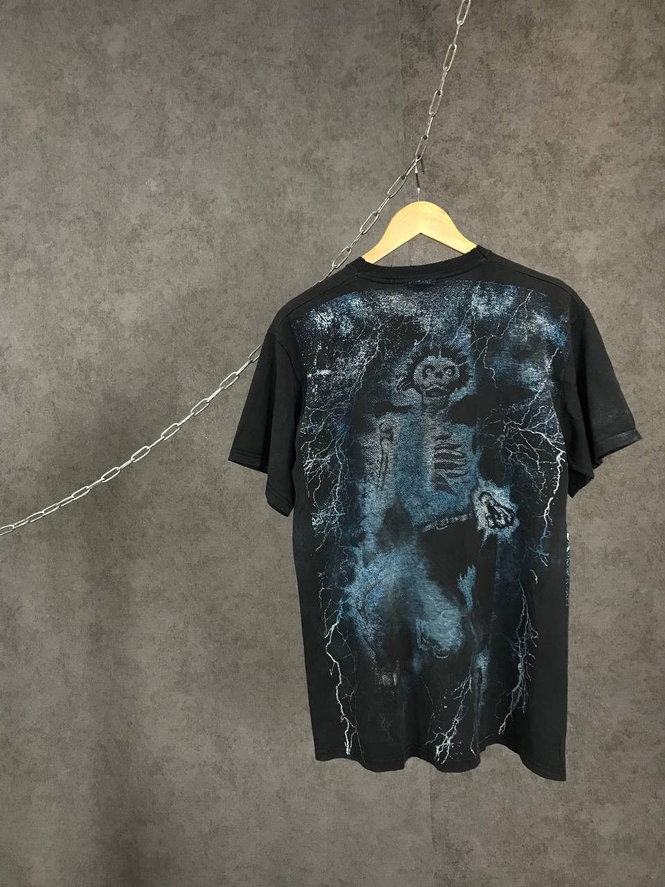 Band Tees Metallica vintage rock overprinted band tee Size US M / EU 48-50 / 2 - 2 Thumbnail