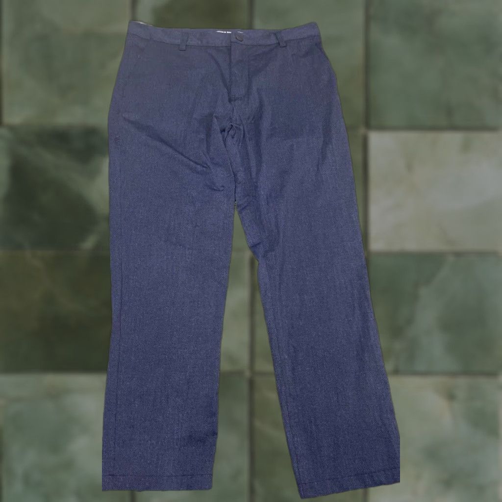 Rhone Rhone Commuter Pant 34x27 Classic Straight Leg Blue Indigo Fall 2023 Size US 34 / EU 50 - 1 Thumbnail