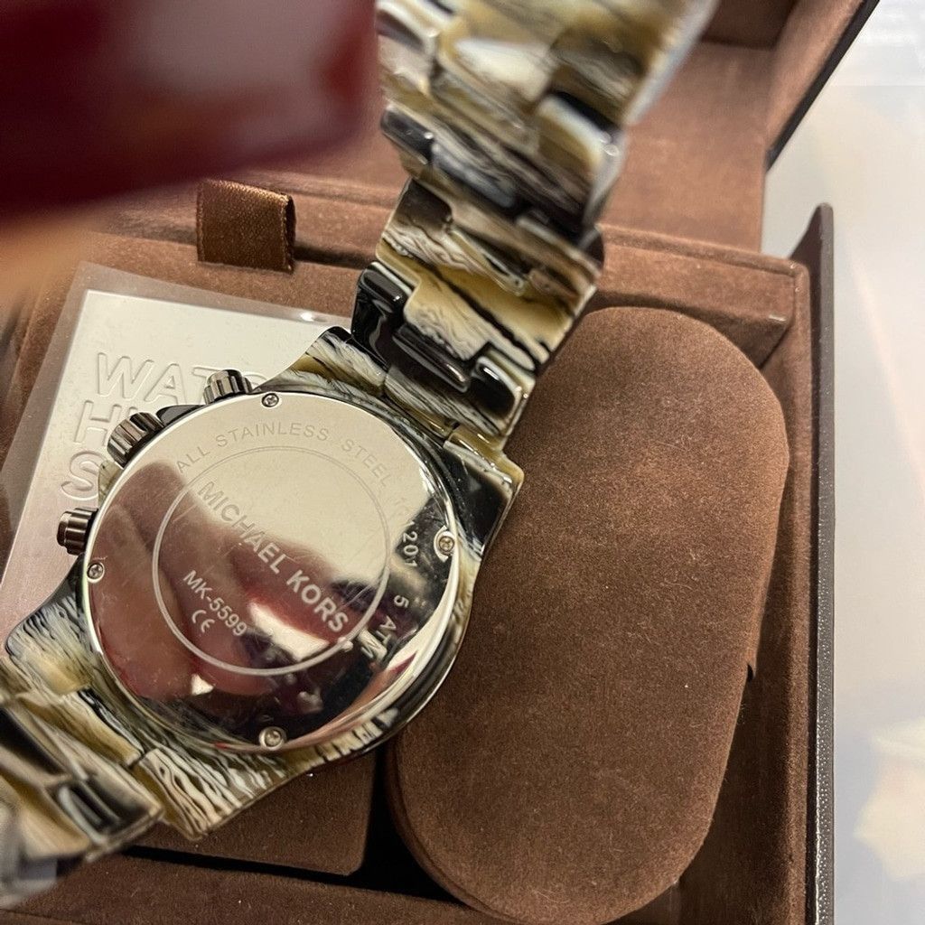 Michael Kors Michael Kors Black w brown Watch like new in box Size ONE SIZE - 11 Thumbnail