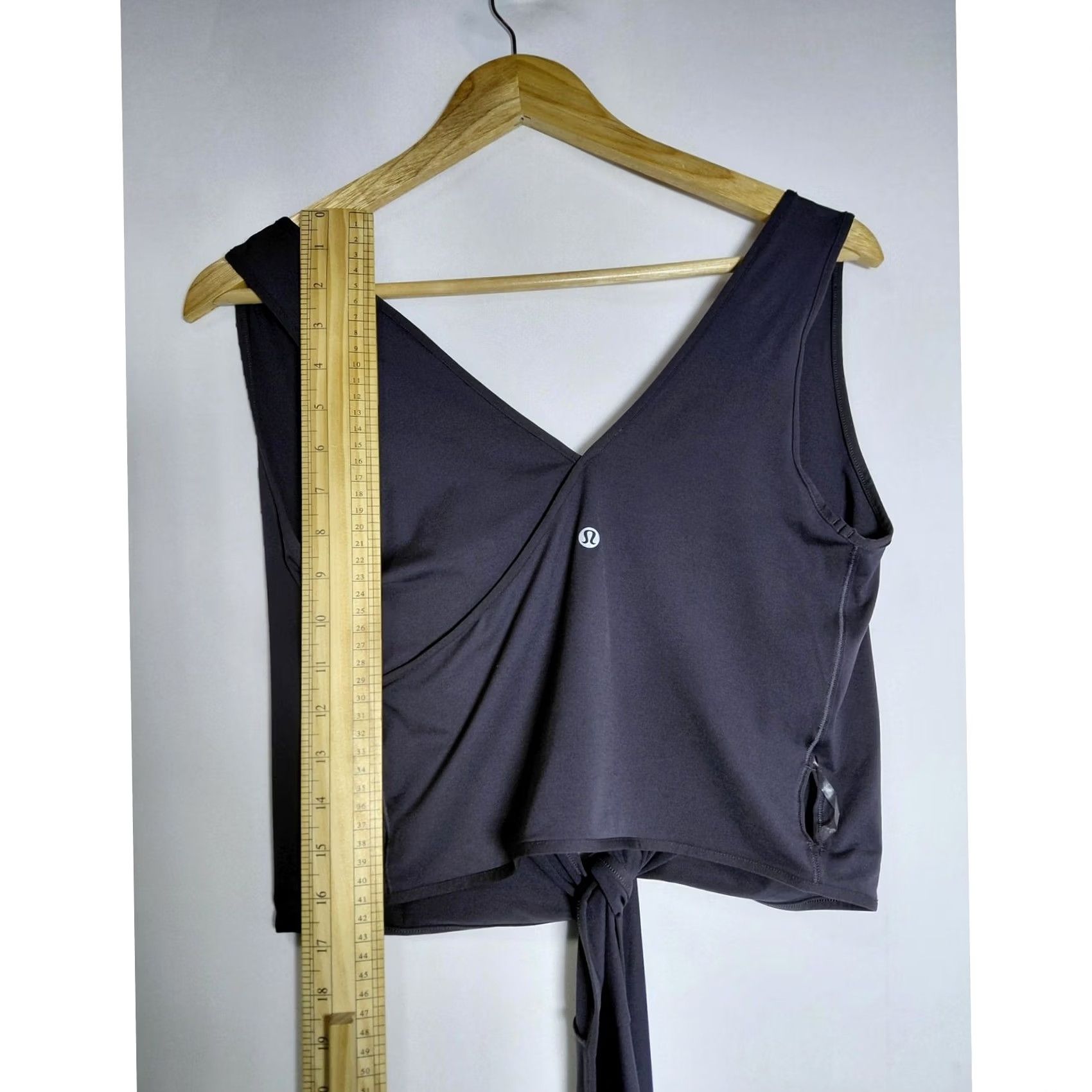 Lululemon Lululemon Tip Black Wrap Tank Top Sleeveless Women Size M / US 6-8 / IT 42-44 - 5 Thumbnail