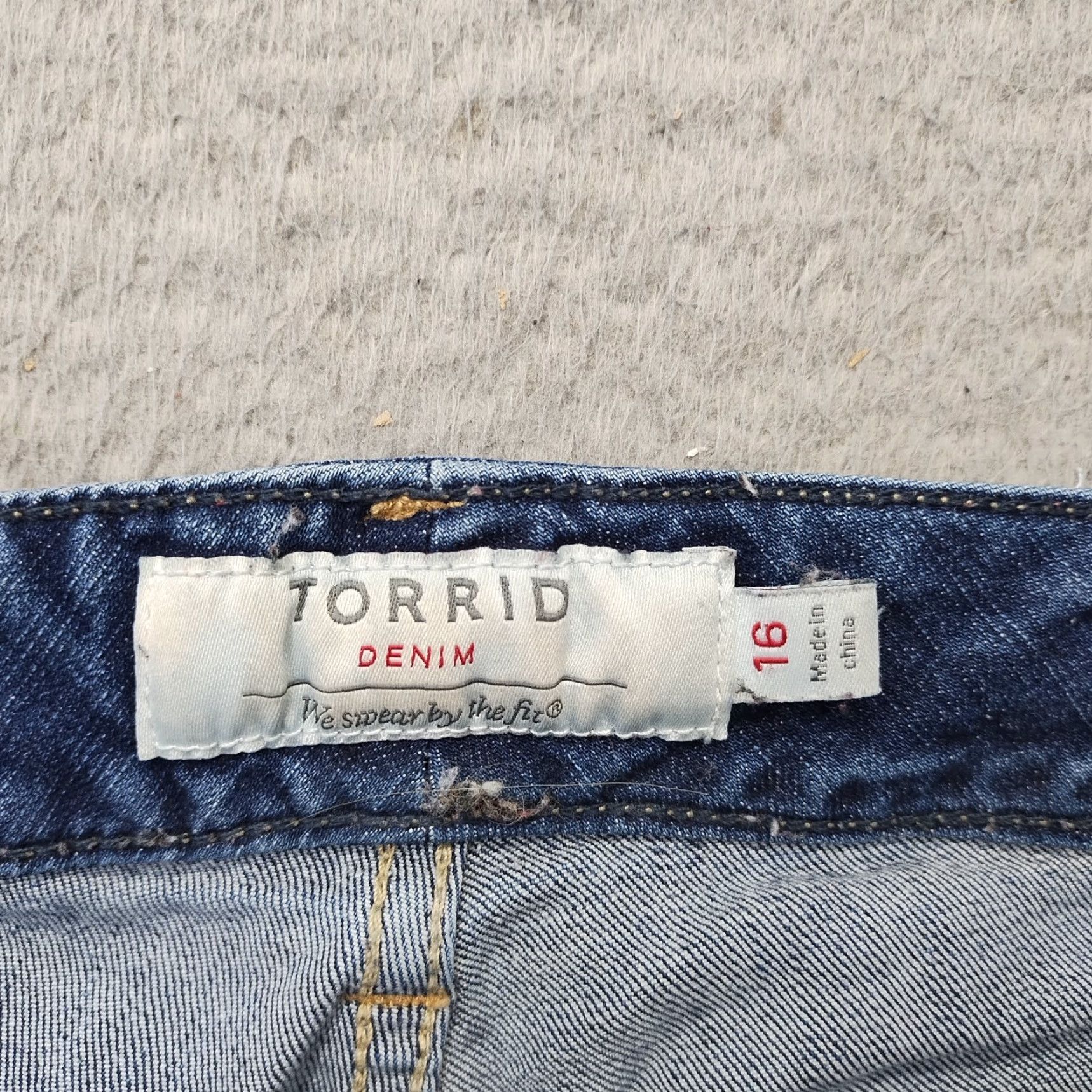 Torrid Torrid Skinny Jeans Women Size 16 Blue Denim 5-Pocket Design We Swear By The Fit Size 38" / US 16 / IT 52 - 6 Thumbnail
