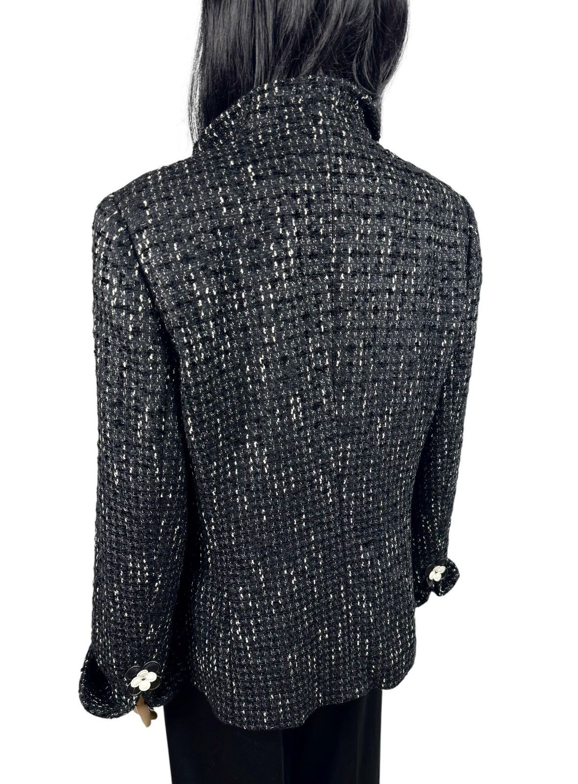 Escada Escada Tweed Wool-Rayon Coat Flowers Buttons size DE42 IT48 Size XL / US 12-14 / IT 48-50 - 7 Thumbnail
