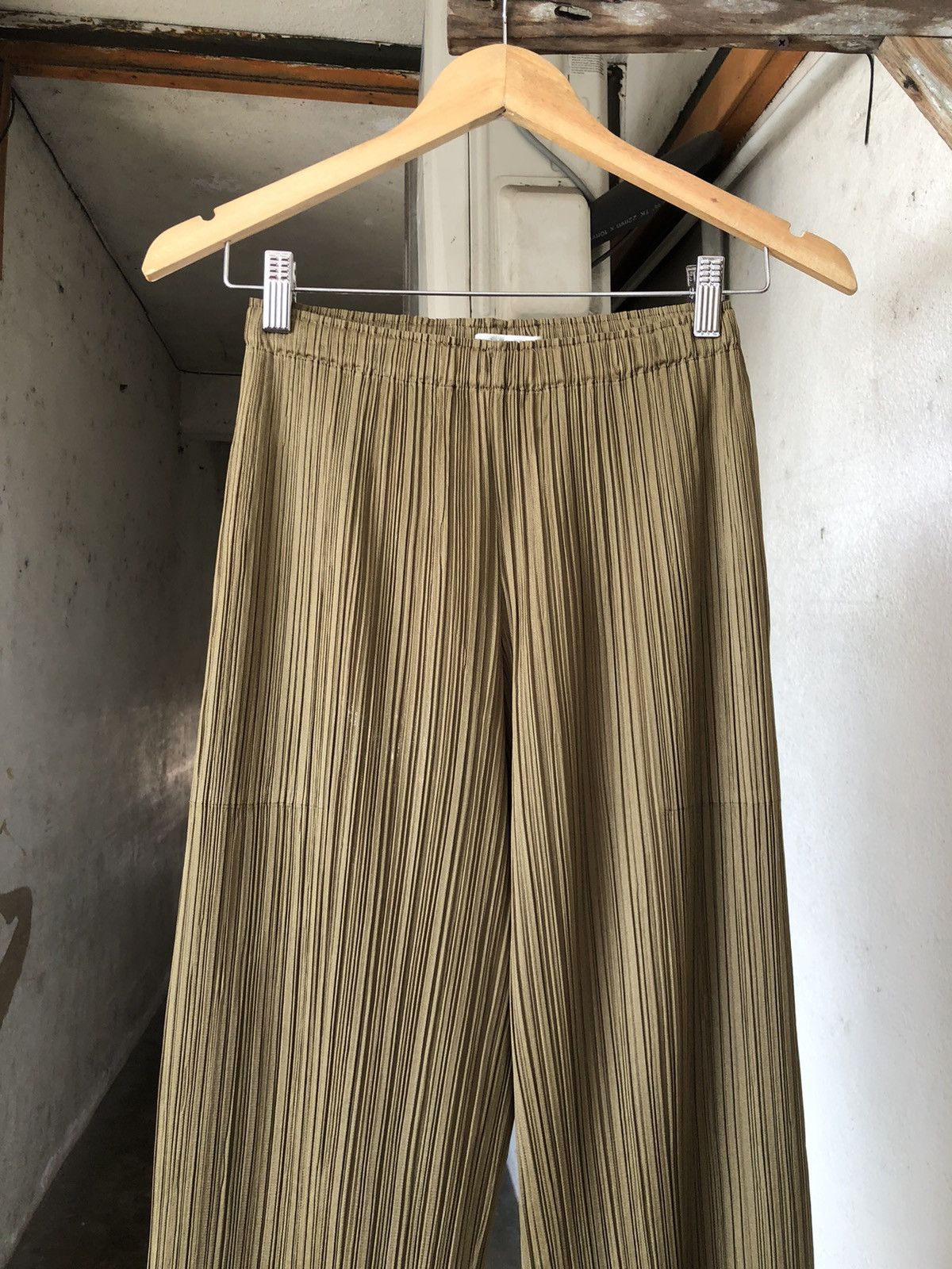 Pleats Please Issey Miyake Pleats Pleas Issey Miyake Pants Size 28" / US 6 / IT 42 - 3 Thumbnail