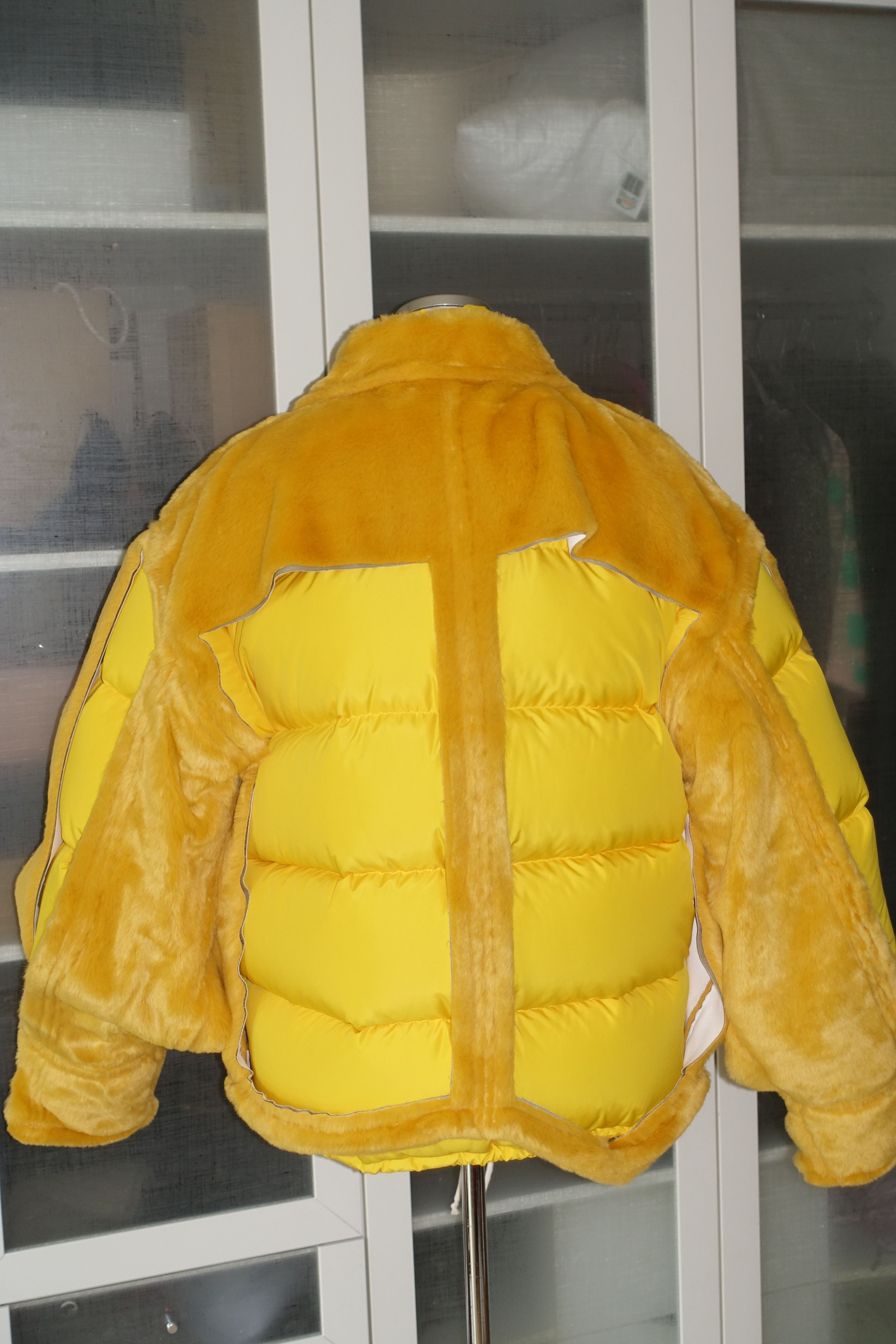 Maison Margiela down puffer jacket with fake fur trimming Size US M / EU 48-50 / 2 - 3 Thumbnail