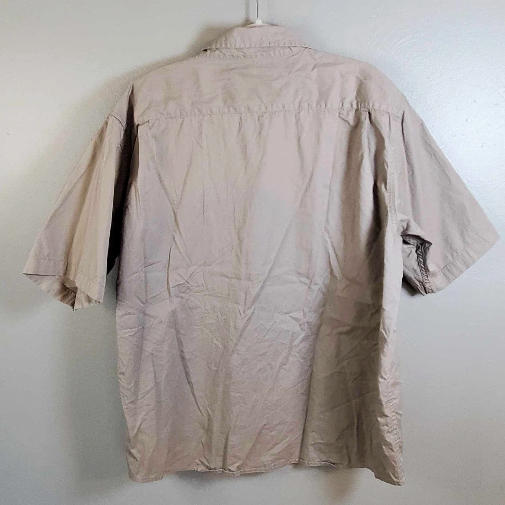 Wrangler VINTAGE Wrangler Men's Button-Up Short Sleeve Work Wear 2XL Beige Cotton Blend Logo Pockets Collared Spread Casual All Seasons Mens Size US 39 - 6 Thumbnail