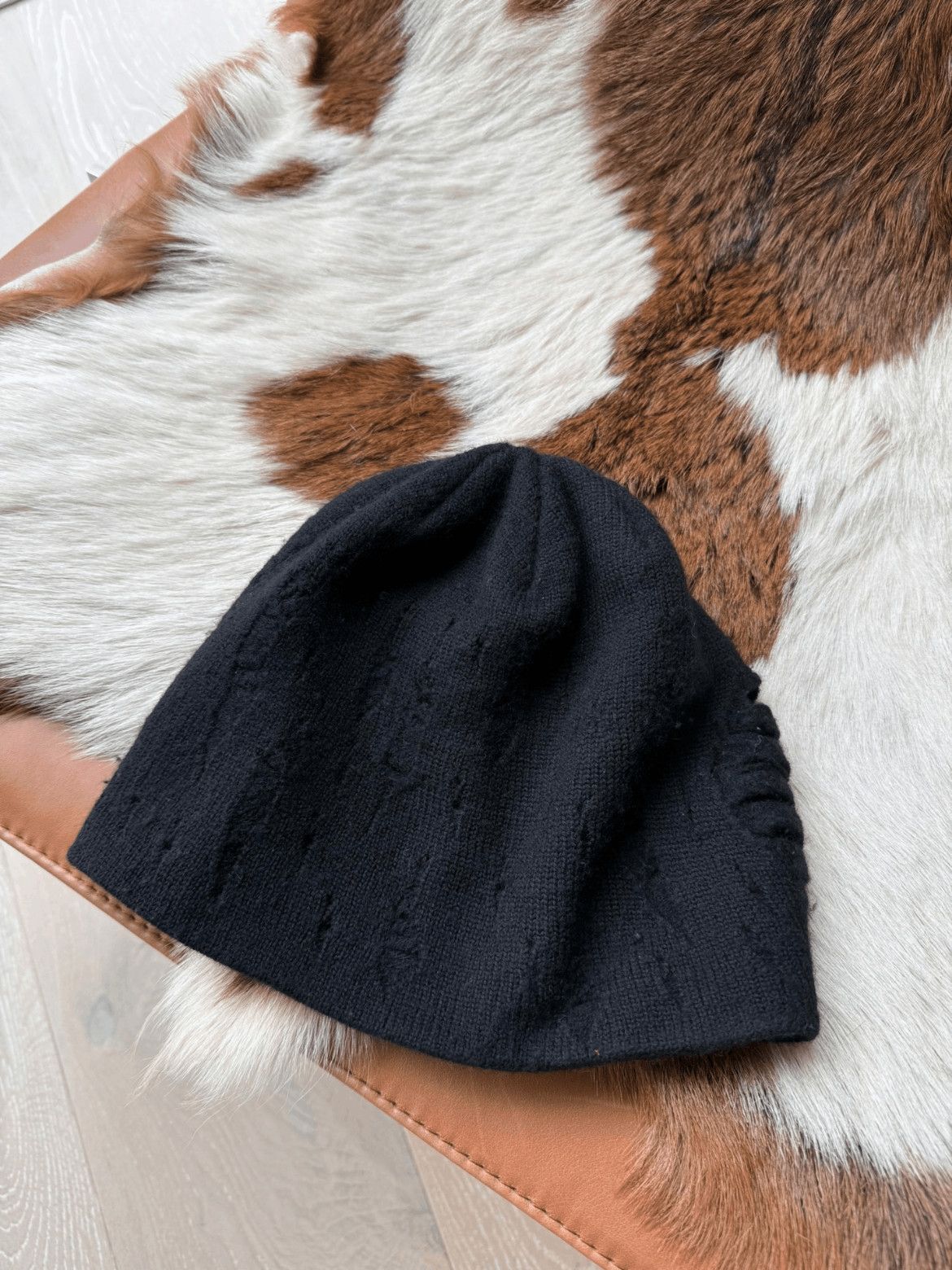 Yohji Yamamoto Yohji Yamamoto Yohji Yamamoto Pour Homme Distressed Beanie Size ONE SIZE - 1 Thumbnail