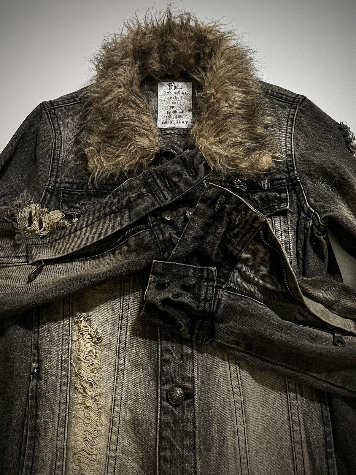 Japanese Brand Midas Archive Distressed Fur Jacket VKei Y2K Custom Rings Size US M / EU 48-50 / 2 - 9 Thumbnail