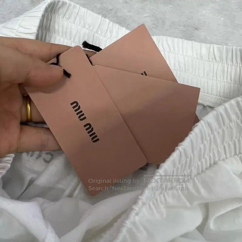Miu Miu Miu Miu Summer White Cotton Logo Shorts . Size 28" / US 6 / IT 42 - 4 Thumbnail