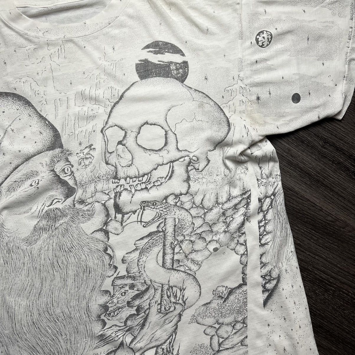 Other × Vintage Vintage 90s Wizard T-Shirt Size US XL / EU 56 / 4 - 4 Thumbnail