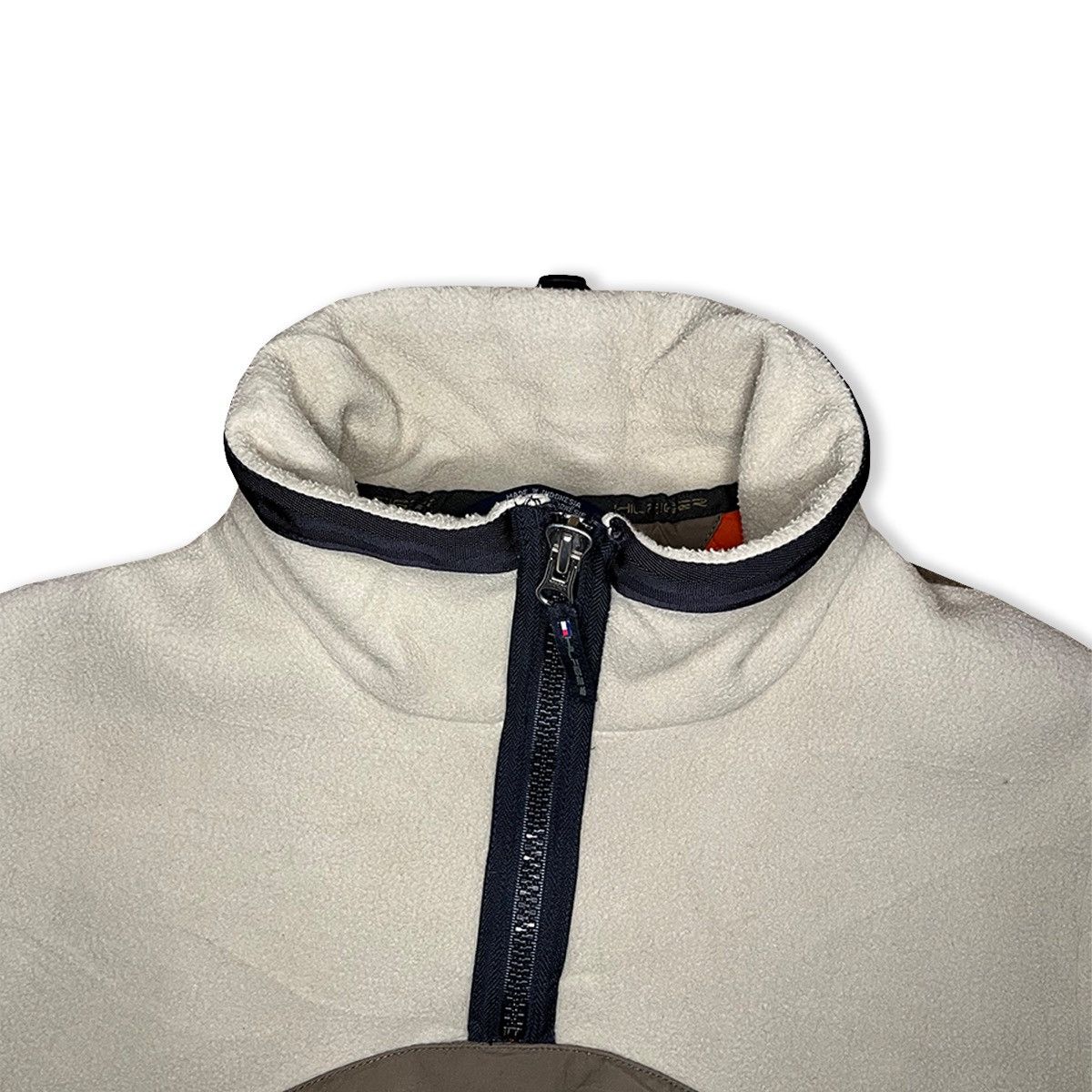 Tommy Hilfiger 2000’s Tommy Hilfiger Technical Quilted Gilet With Pouch Size US M / EU 48-50 / 2 - 4 Thumbnail