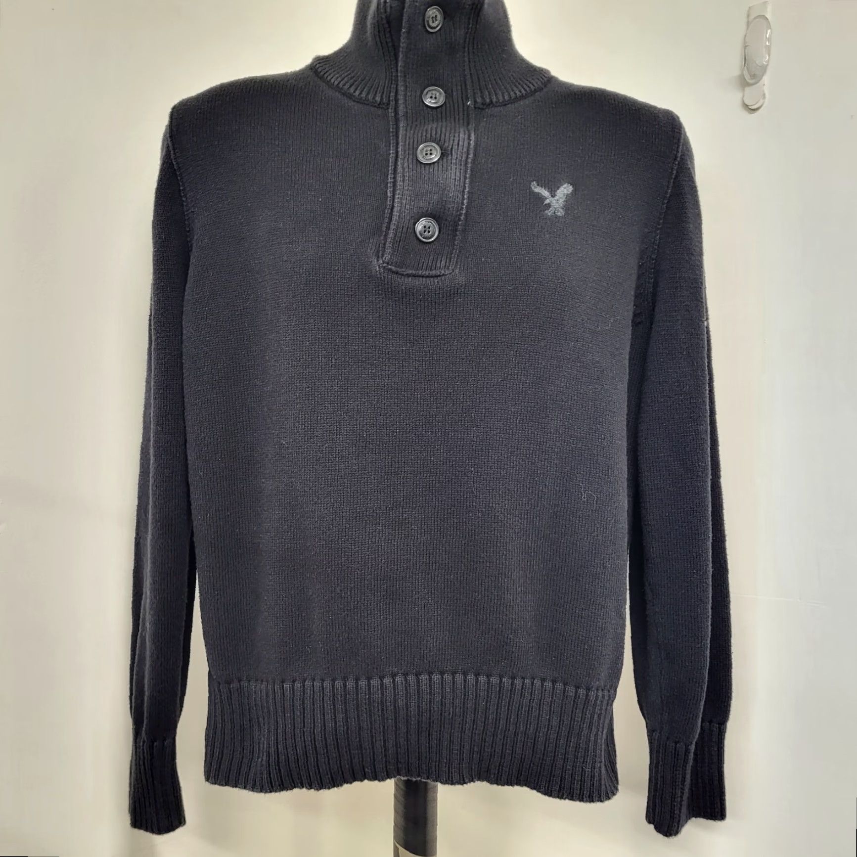 American Eagle Outfitters American Eagle Outfitters Sweater Men 3/4 Buttons Black Classic Fit Size M Knit Pullover Long Sleeve Casual Winter Fall Spring Summer All Seasons Size US M / EU 48-50 / 2 - 2 Thumbnail