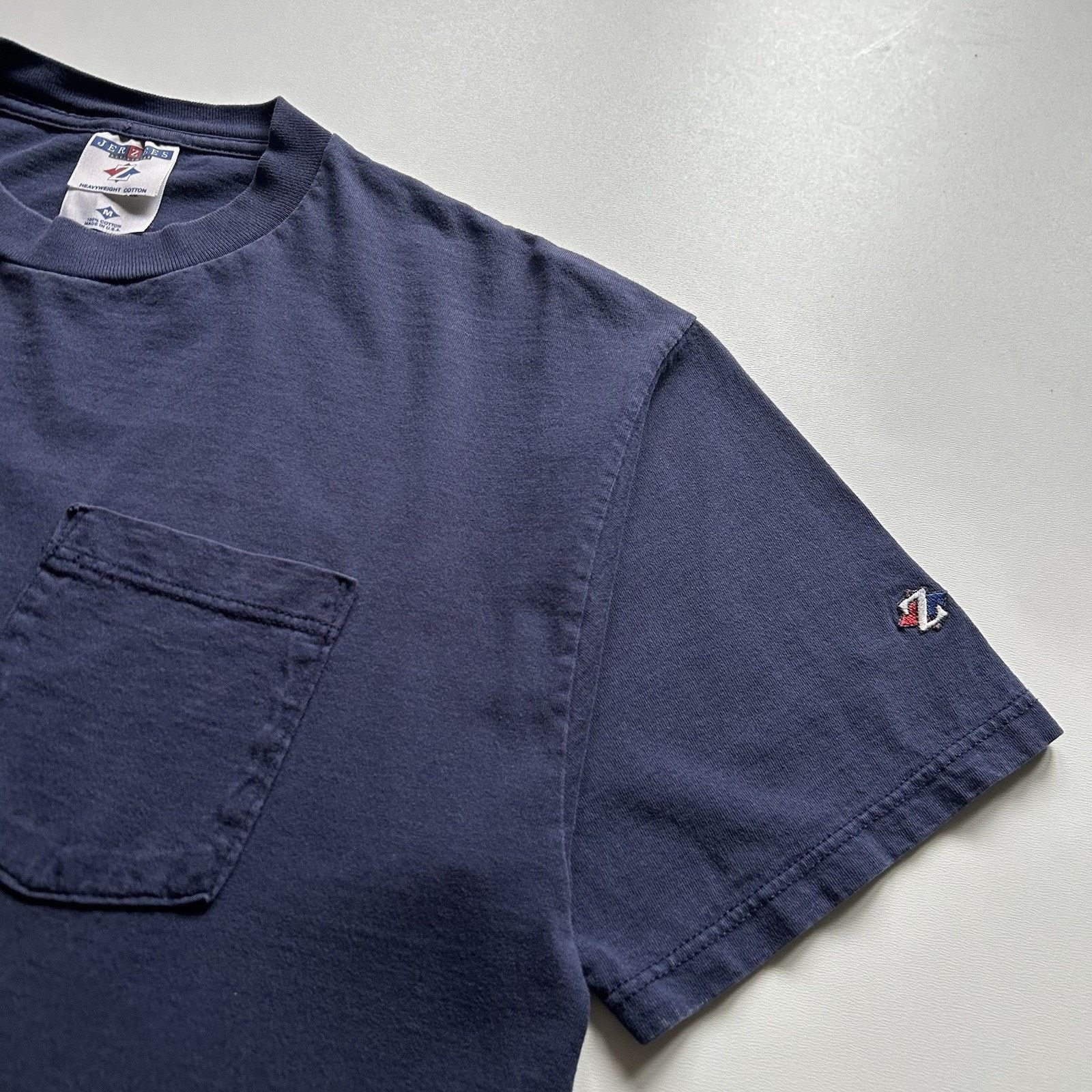 Jerzees Vintage 90s Navy Blue Blank Faded Pocket T Shirt Medium Rare Size US M / EU 48-50 / 2 - 3 Thumbnail