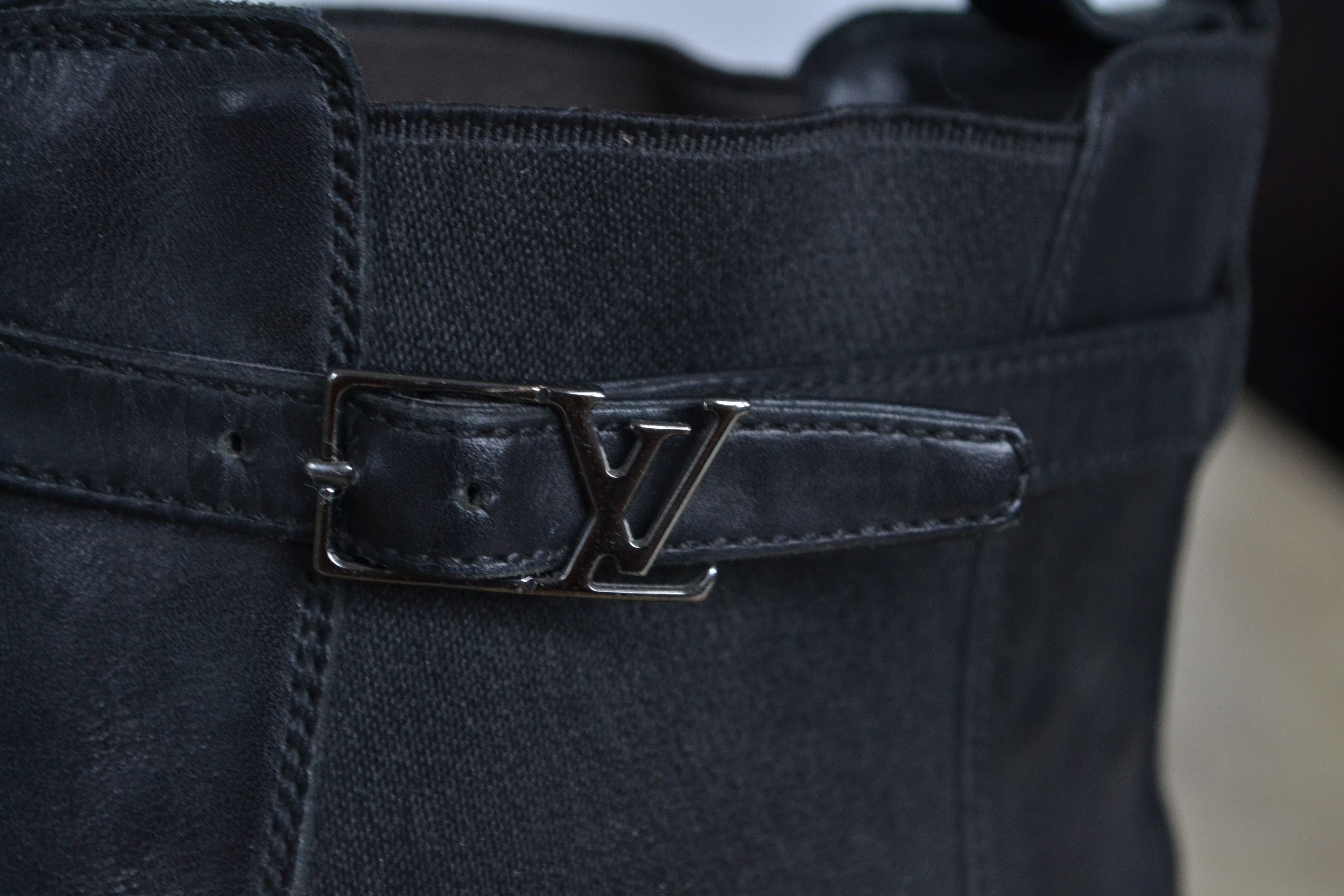 Louis Vuitton LOUIS VUITTON Boots Leather Shoes Ankle Logo LV Black 43 Size US 10 / EU 43 - 7 Thumbnail