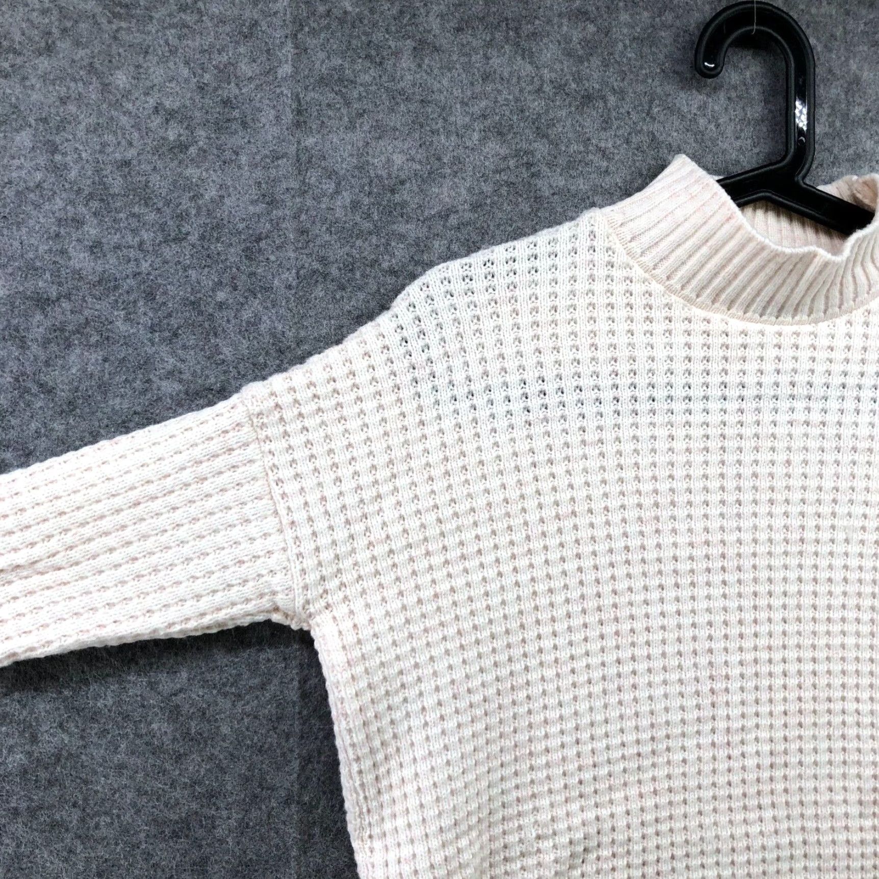 Urban Outfitters VINTAGE Urban Outfitters BDG Waffle Knit Sweater Womens XS Ivory Mock Neck Pullover Long Sleeve Size XS / US 0-2 / IT 36-38 - 5 Thumbnail